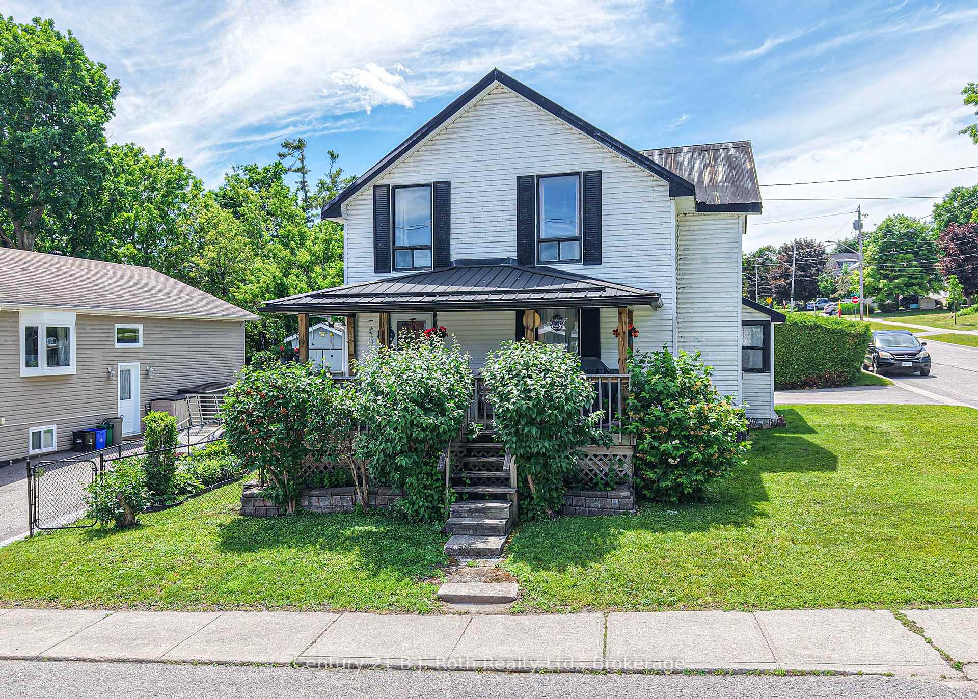 139 Borland Street E, Orillia, ON L3V 2C1