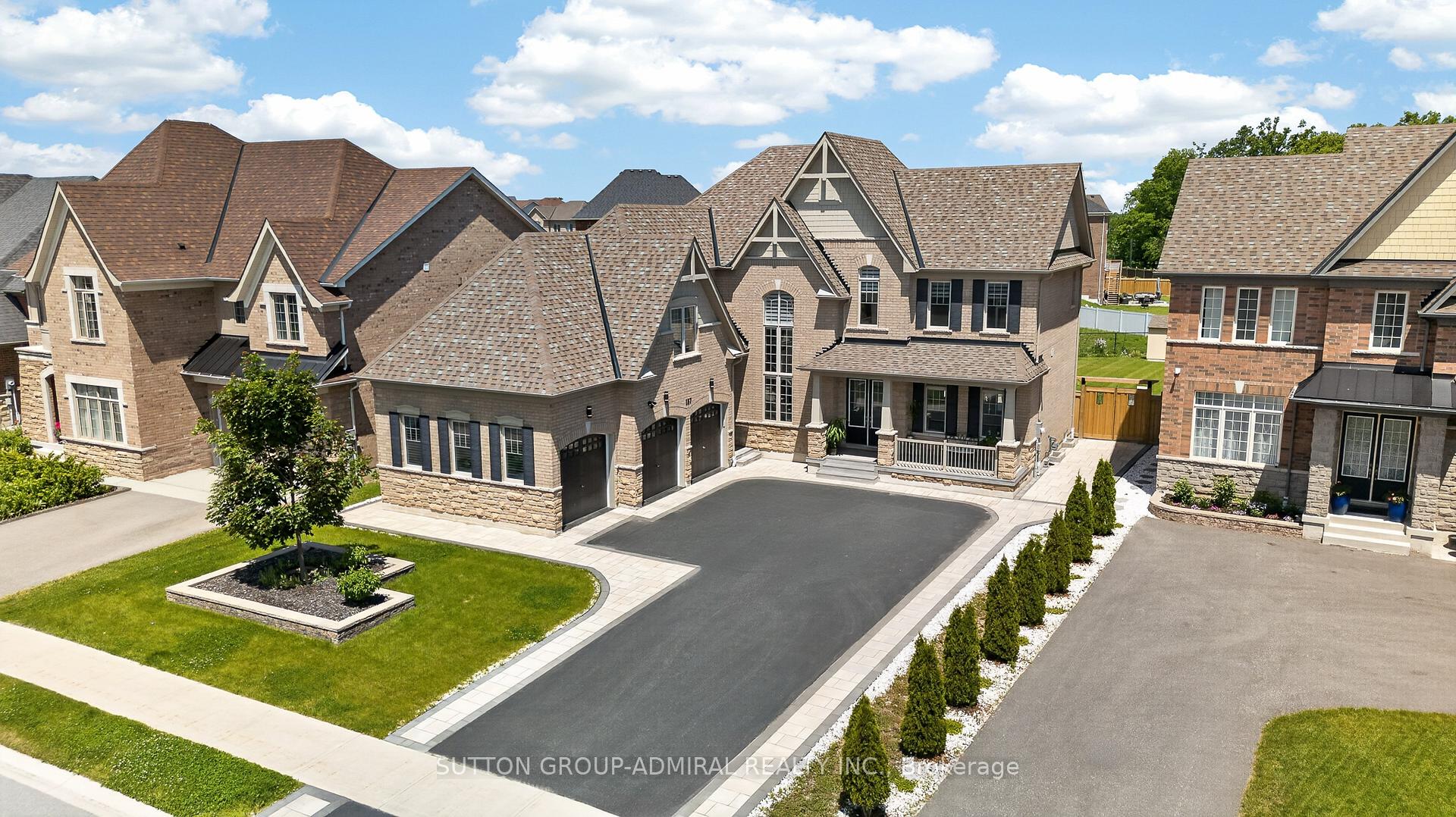 187 Trail Boulevard, Springwater, ON L9X 1A8