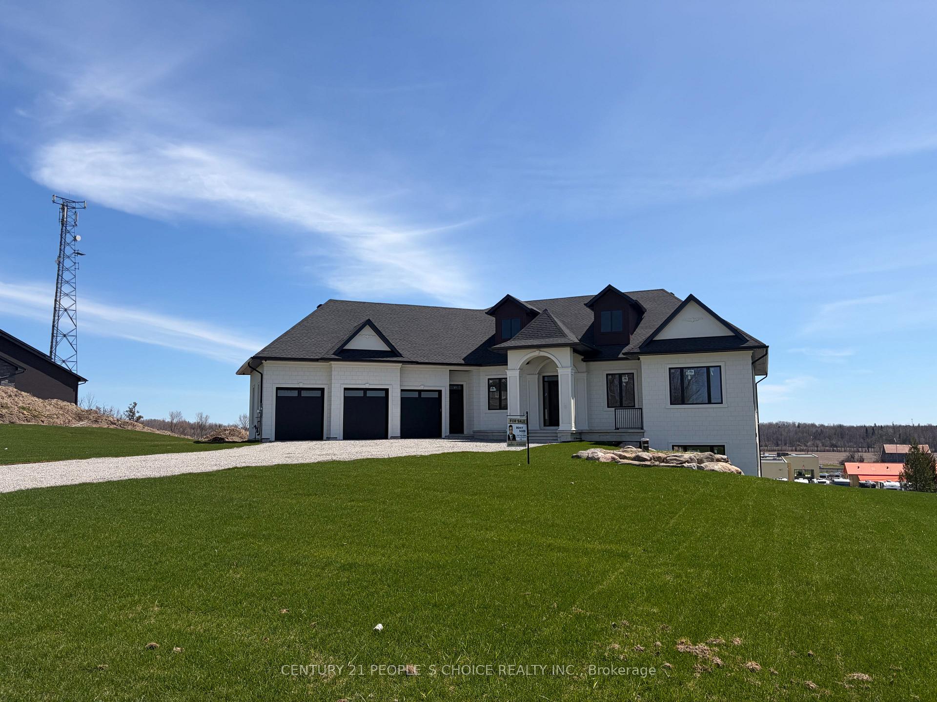 11 Caldwell Drive, Oro-Medonte, ON L0L 2L0