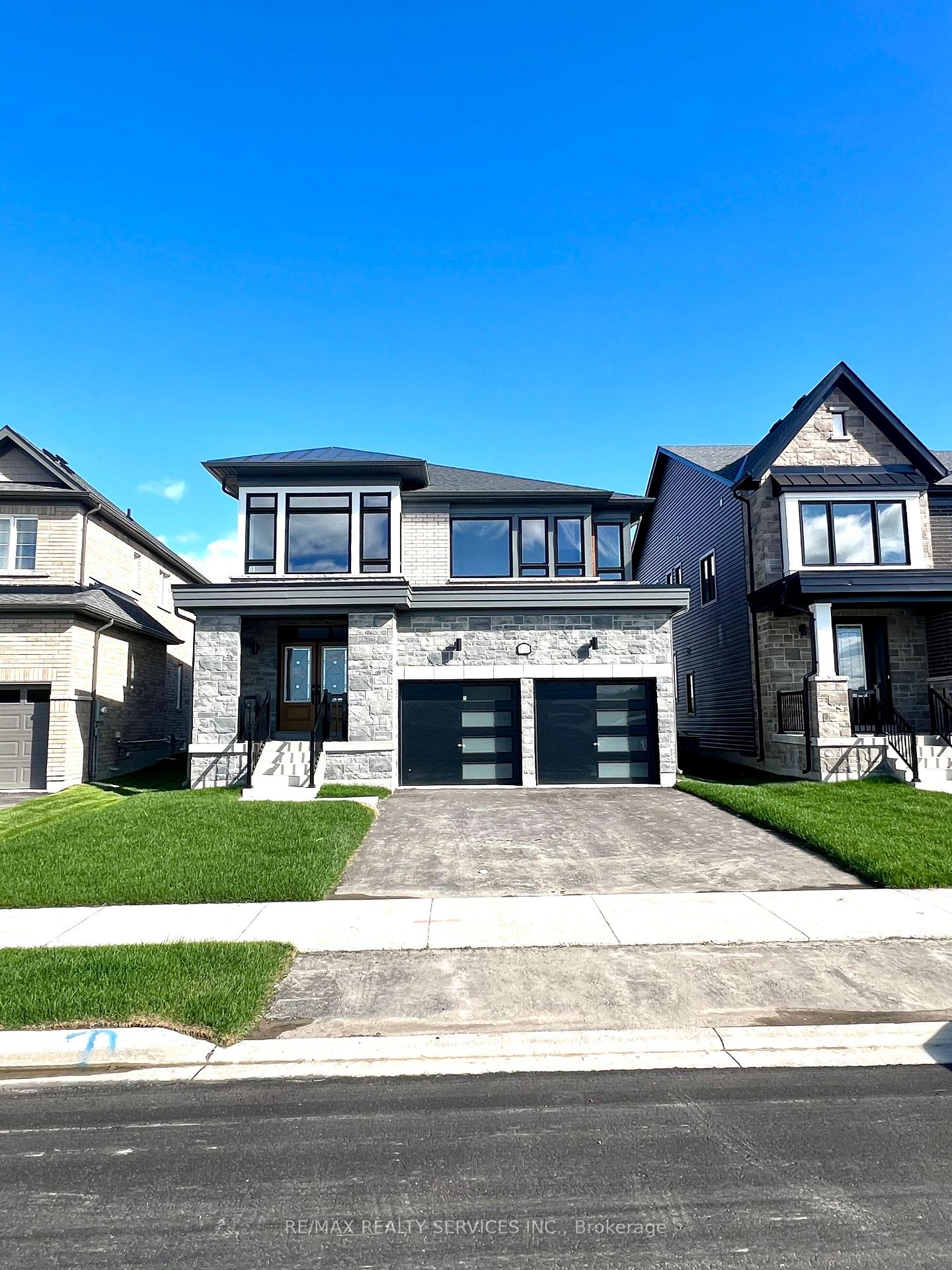156 Union Boulevard, Wasaga Beach, ON L9G 0N9