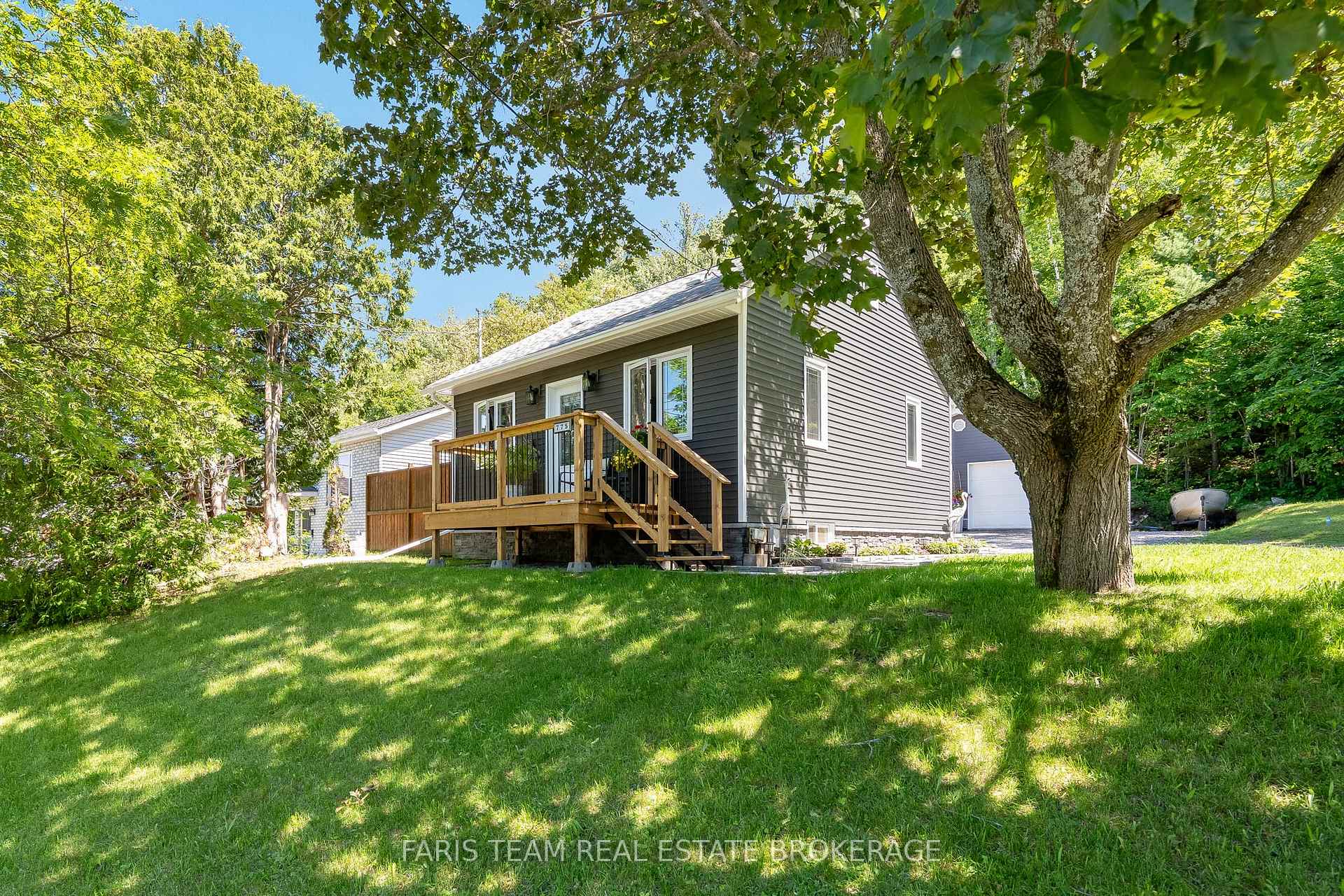 775 Ontario Street, Midland, ON L4R 1A6