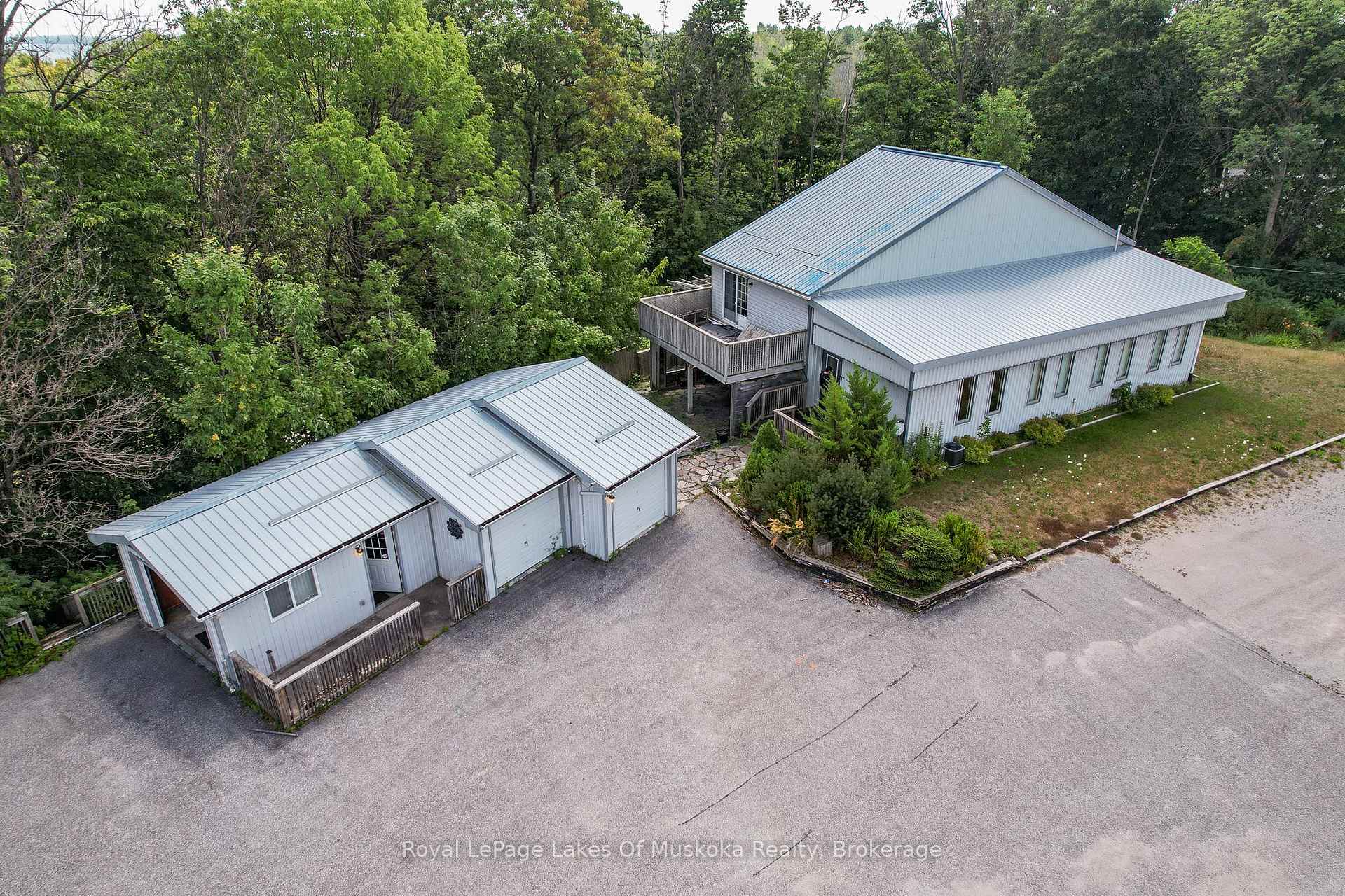 4201 Huronia Road, Severn, ON L3V 6H3