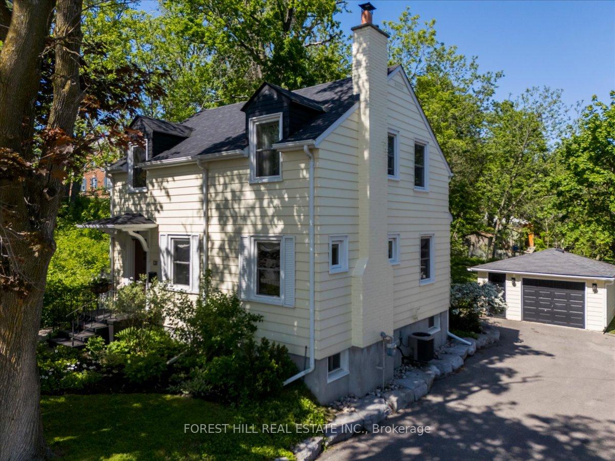 131 Toronto Street, Barrie, ON L4N 1V3