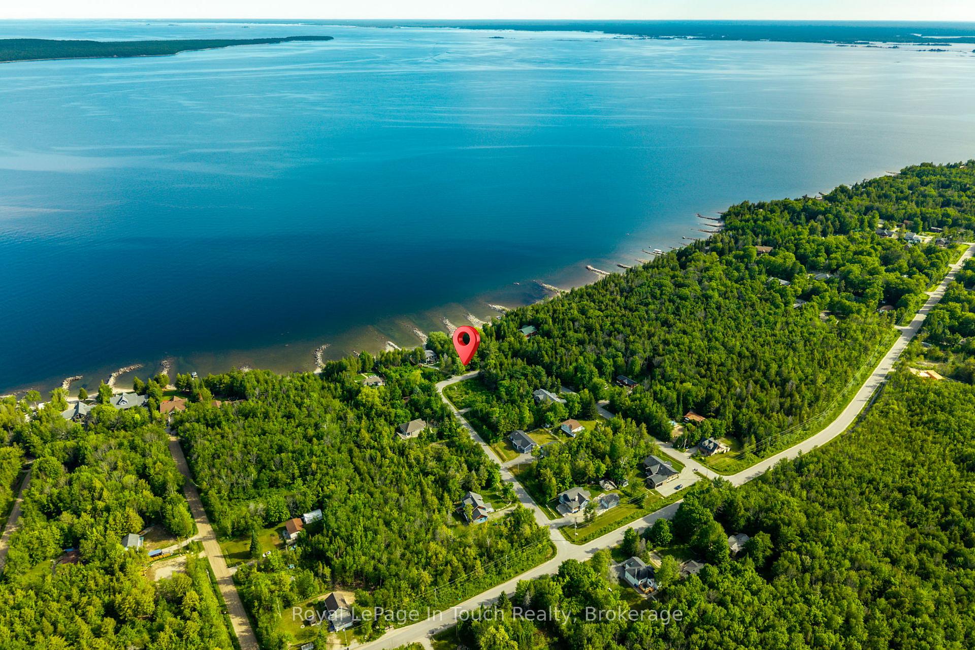 36 SEGUIN Crescent, Tiny, ON L9M 0C9