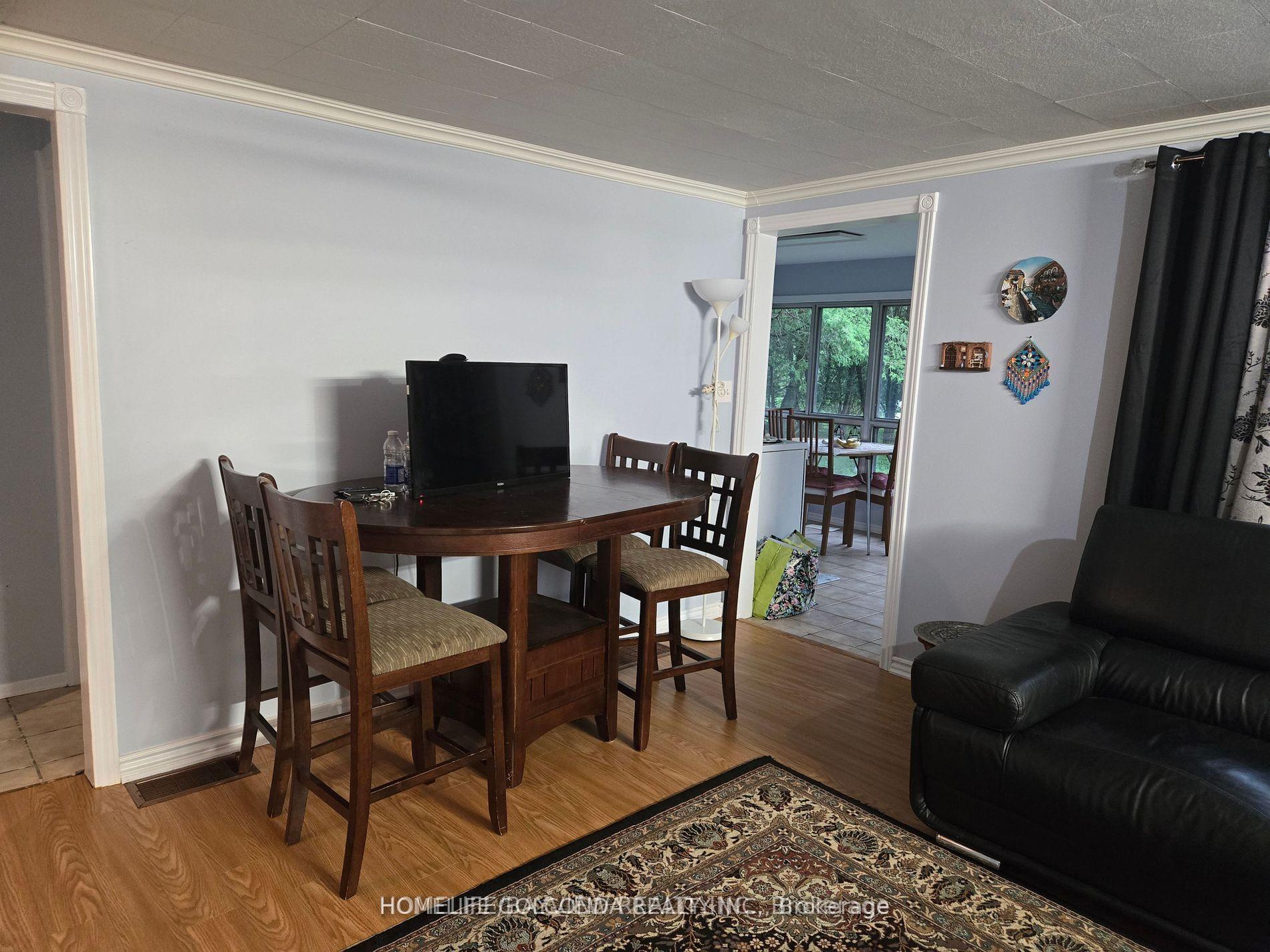 15 Poplar Crescent, Oro-Medonte — photo 4 of 5