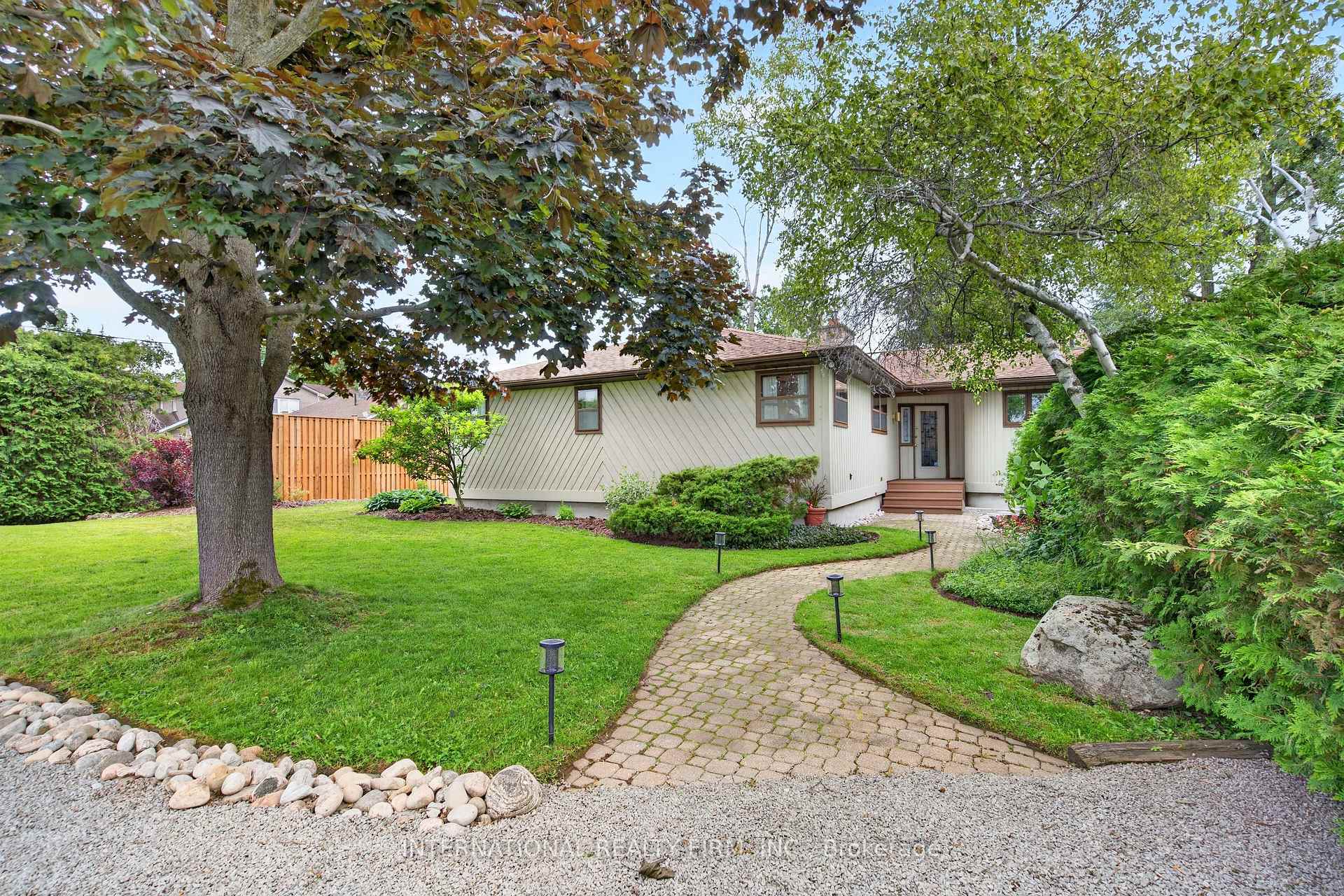 2032 Lakeshore Drive, Ramara — photo 3 of 5