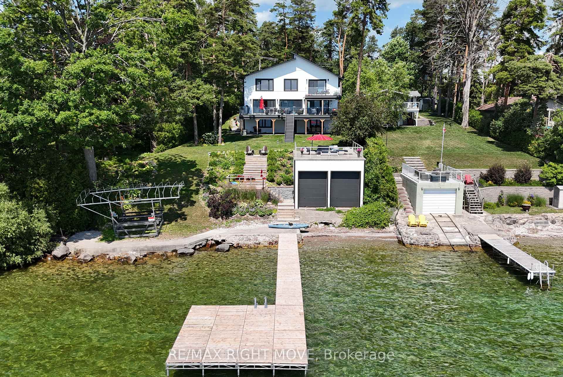 1189 Woodland Drive, Oro-Medonte — photo 2 of 5