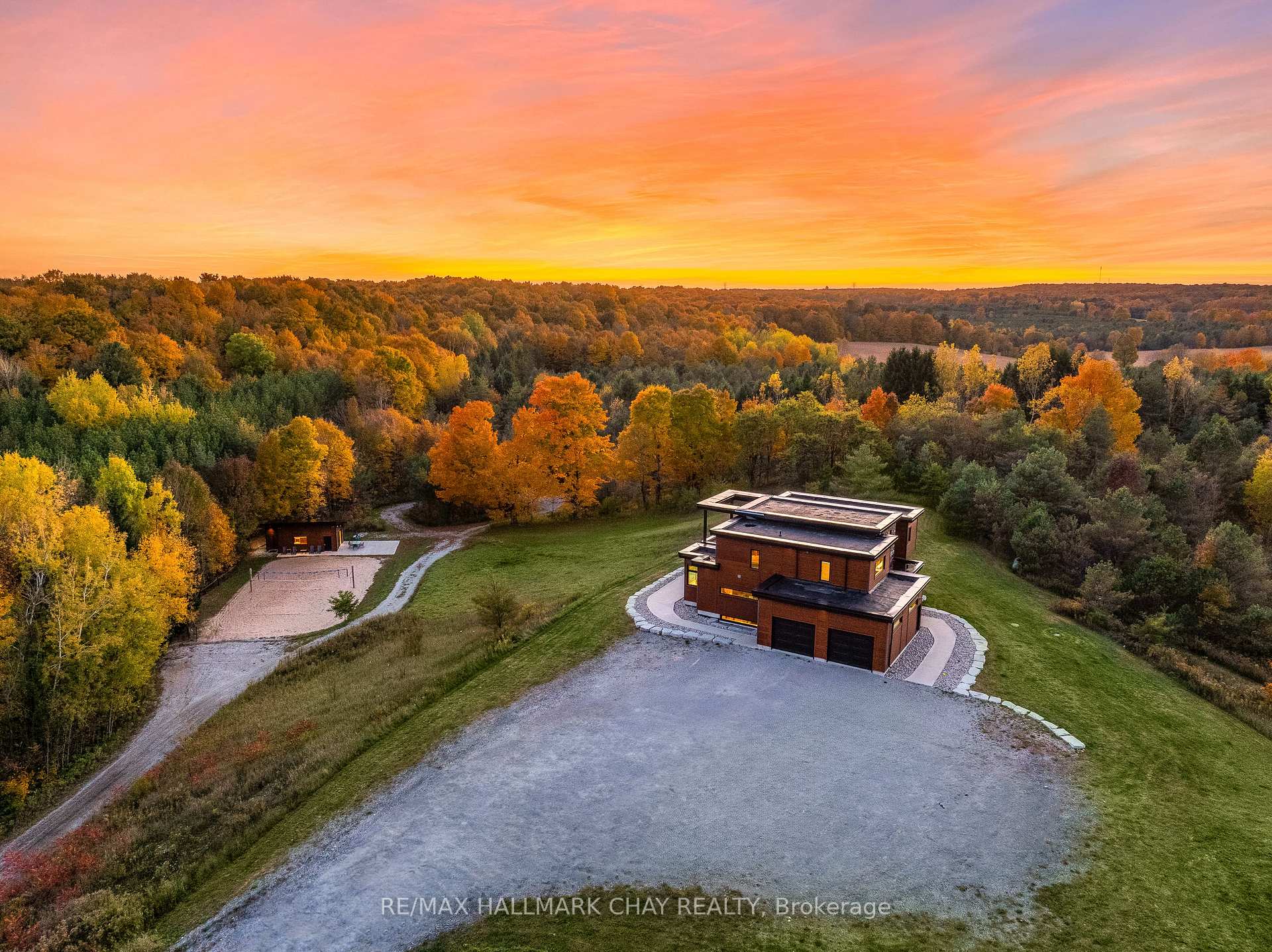 1940 6 Line N, Oro-Medonte, ON L0L 2E0 — Oro-Medonte, Ontario
