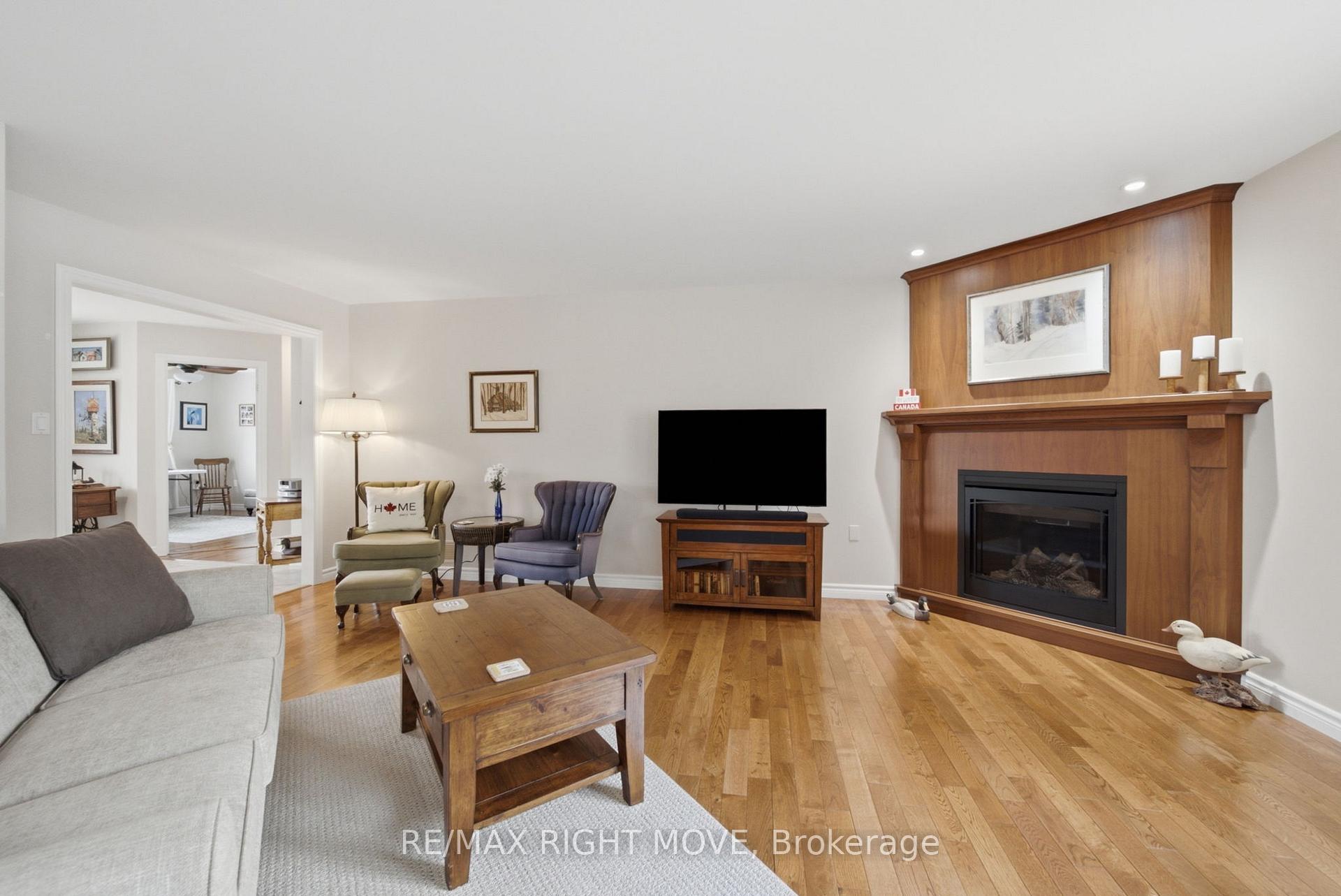 4700 Zachary Crescent, Ramara — photo 5 of 5