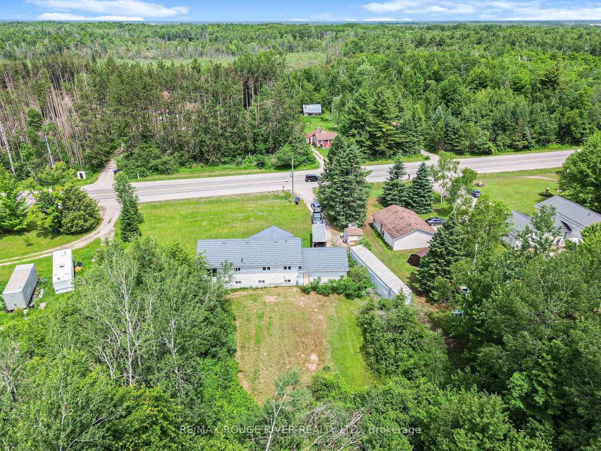 2225 Monck Road, Ramara — photo 2 of 5