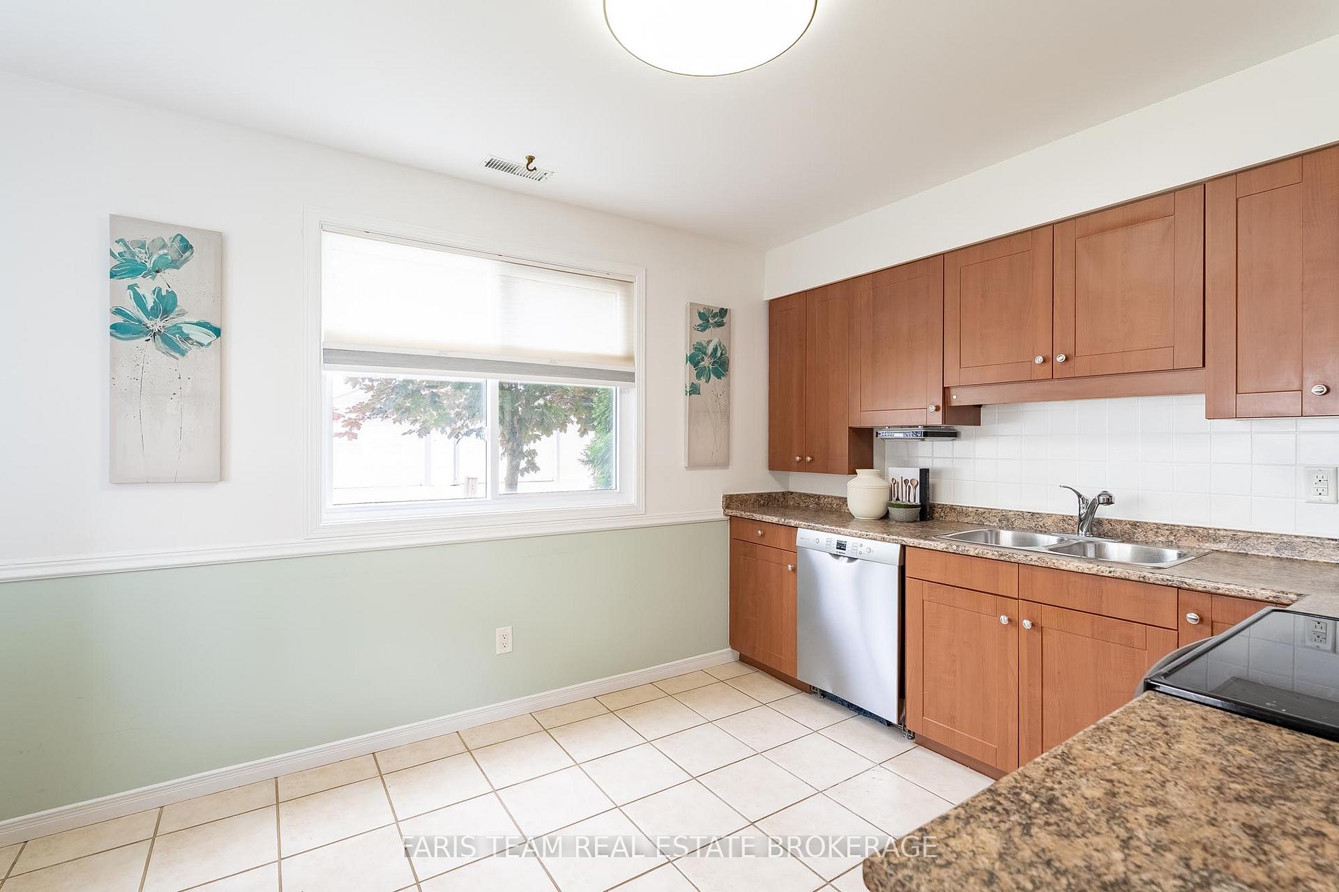 10 Laguna Parkway 9, Ramara — photo 4 of 5