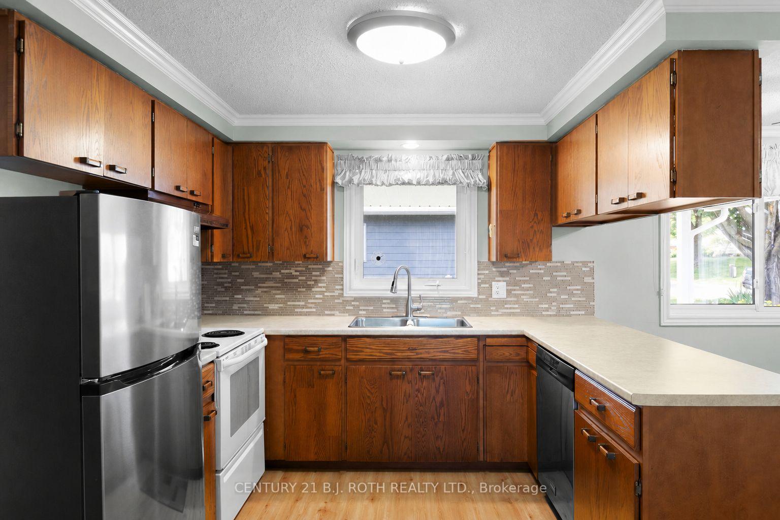 19 Maple Crescent, Oro-Medonte — photo 5 of 5