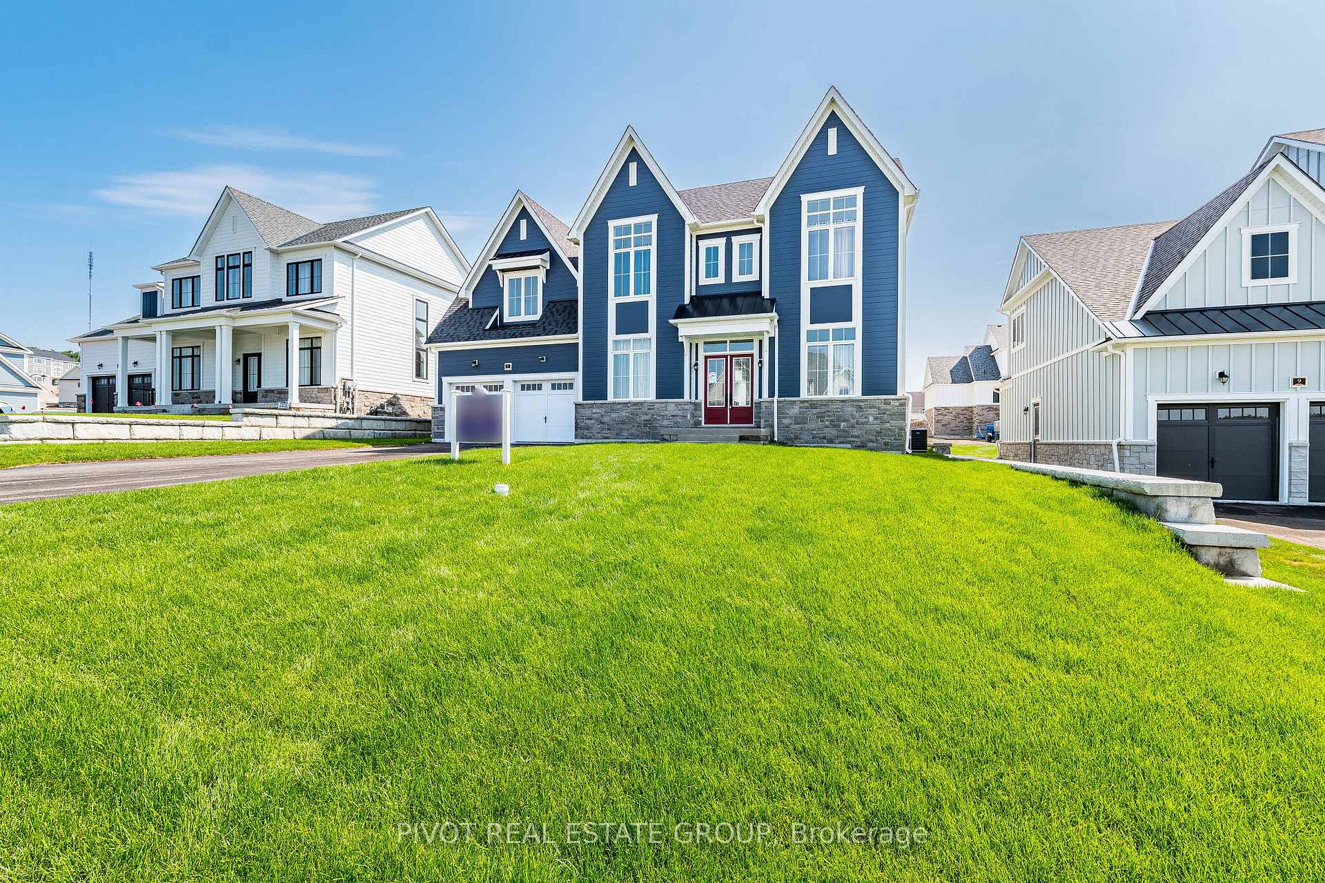 7 Herbert Avenue, Oro-Medonte — photo 3 of 5