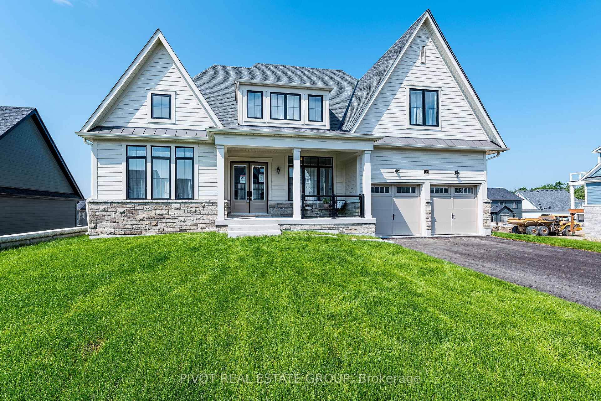 10 Herbert Avenue, Oro-Medonte, ON L0L 2L0 — Oro-Medonte, Ontario