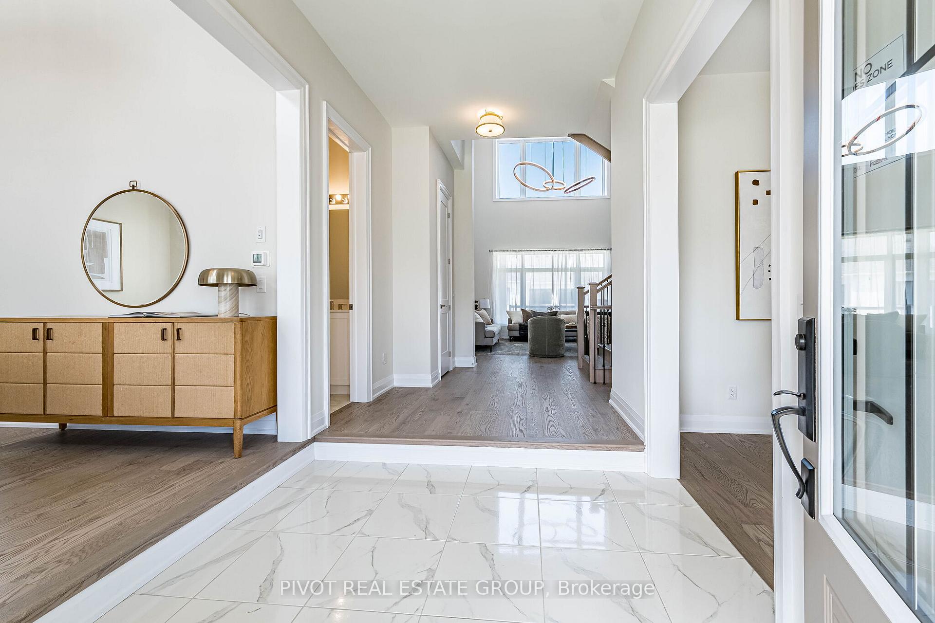 10 Herbert Avenue, Oro-Medonte — photo 2 of 5