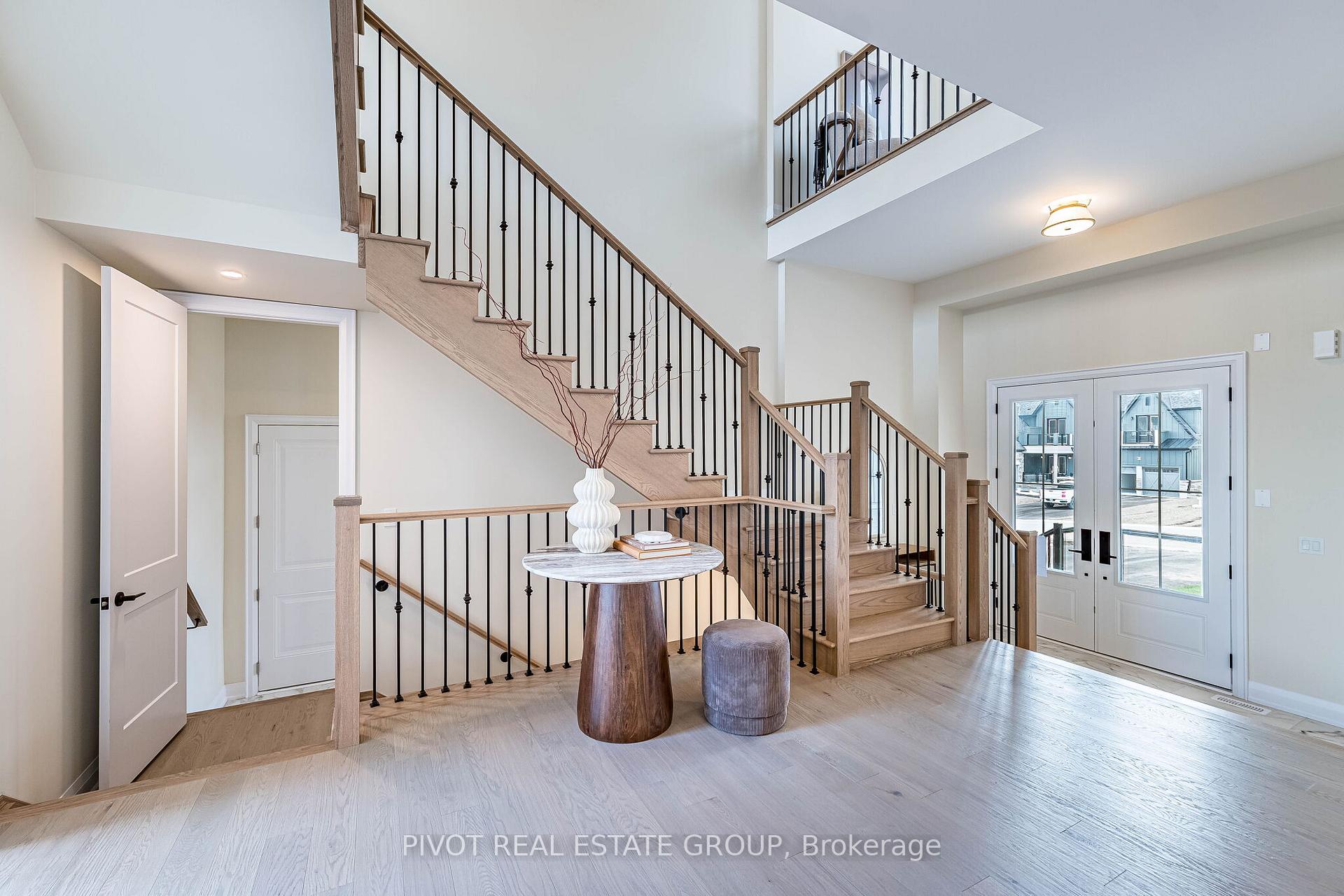 11 Pinetree Drive, Oro-Medonte — photo 4 of 5