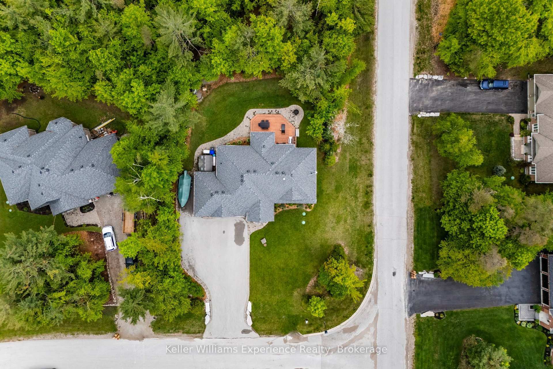 1 Topaz Court, Oro-Medonte — photo 4 of 5