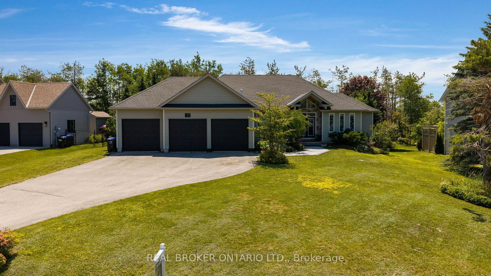 97 Highland Drive, Oro-Medonte, ON L0L 2L0 — Oro-Medonte, Ontario
