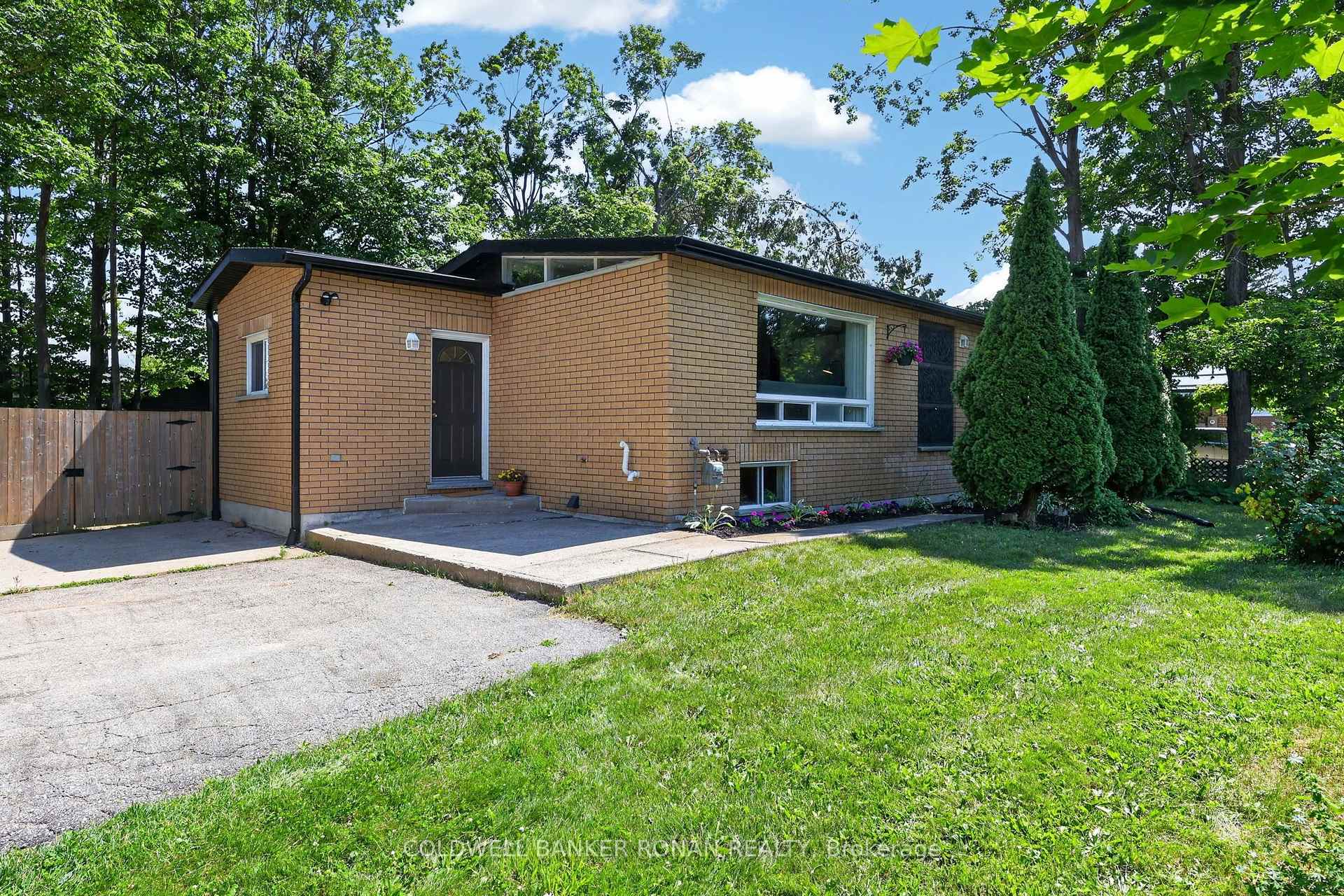 4 Blackman Boulevard, Oro-Medonte — photo 3 of 5