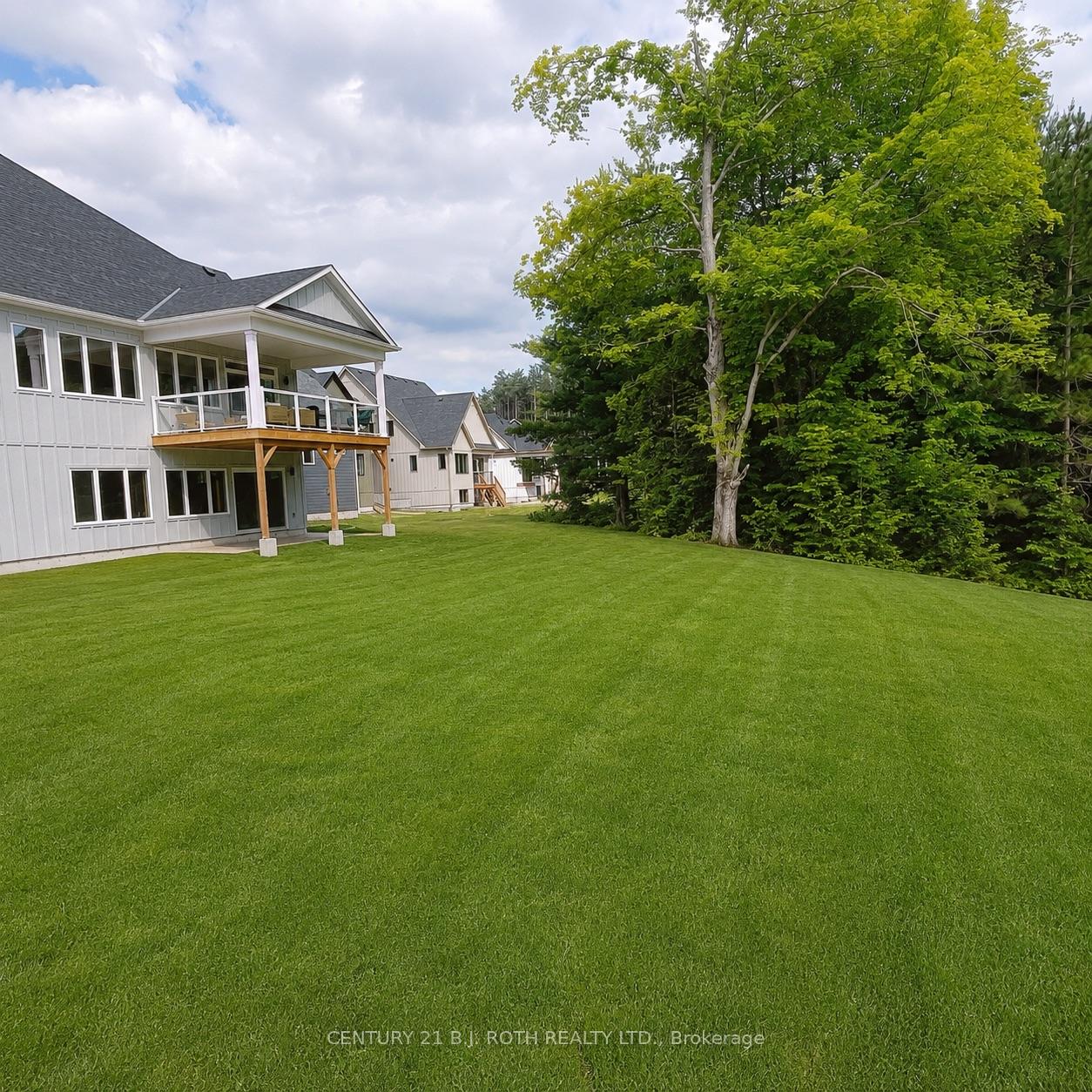 24 Northland Court, Oro-Medonte — photo 2 of 5