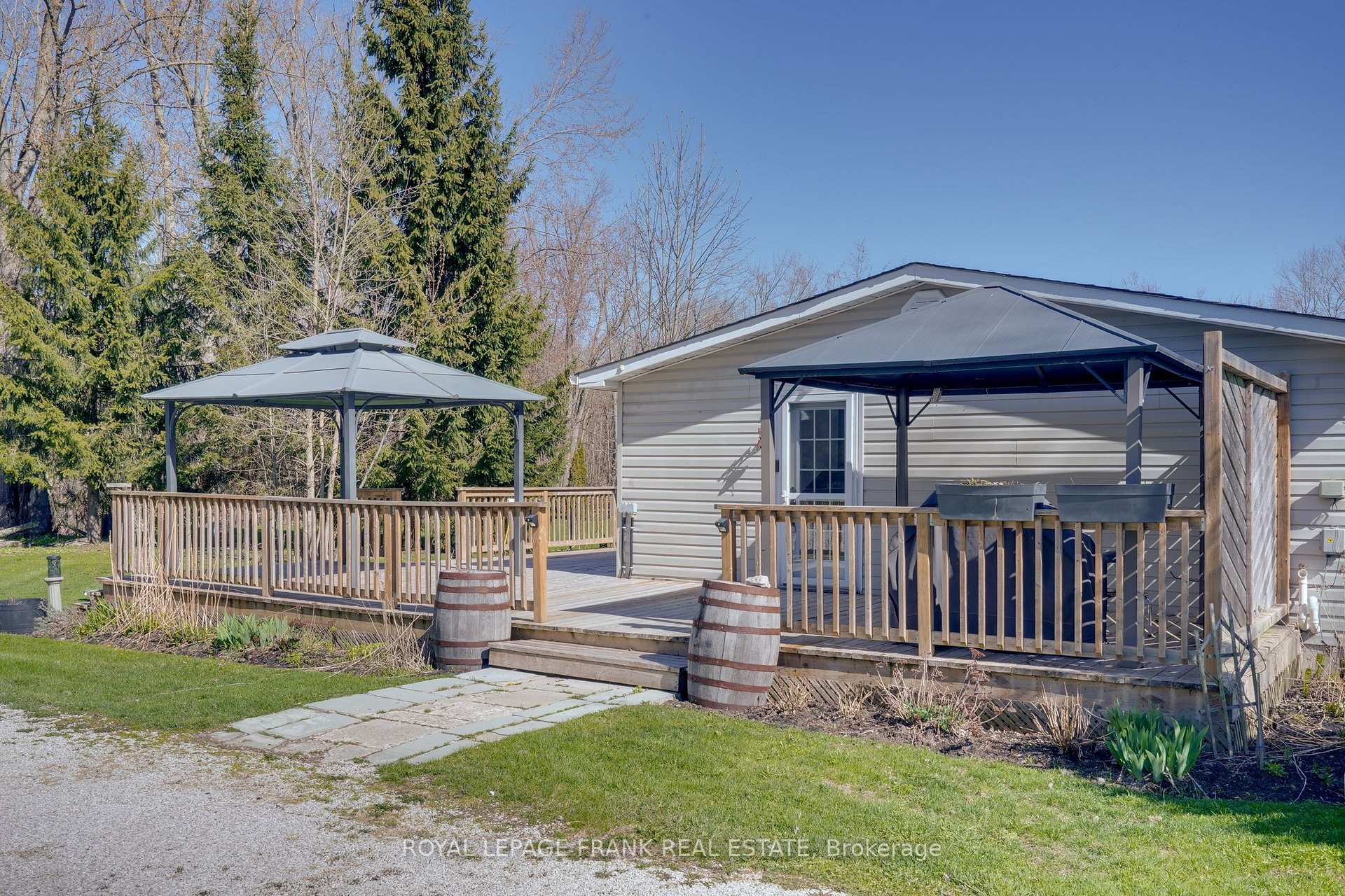 3576 John Street, Ramara — photo 3 of 5