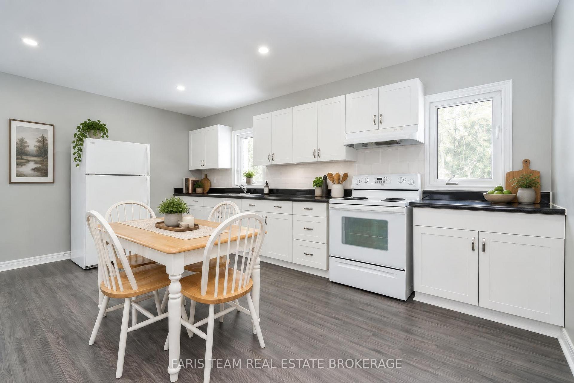 3554 John Street, Ramara — photo 5 of 5
