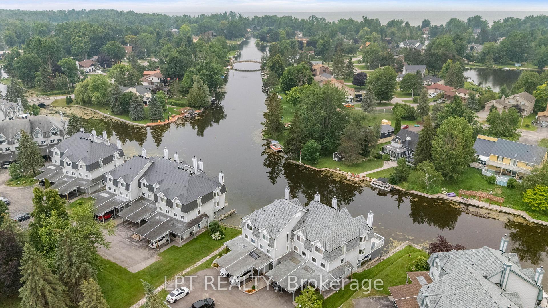 30 Laguna Parkway 1, Ramara — photo 4 of 5