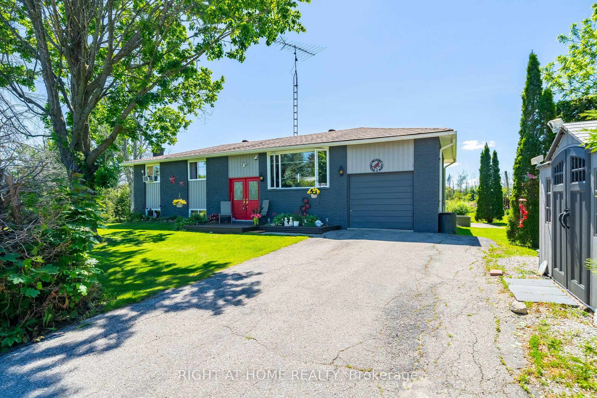 4654 Mcneil Street, Ramara — photo 4 of 5