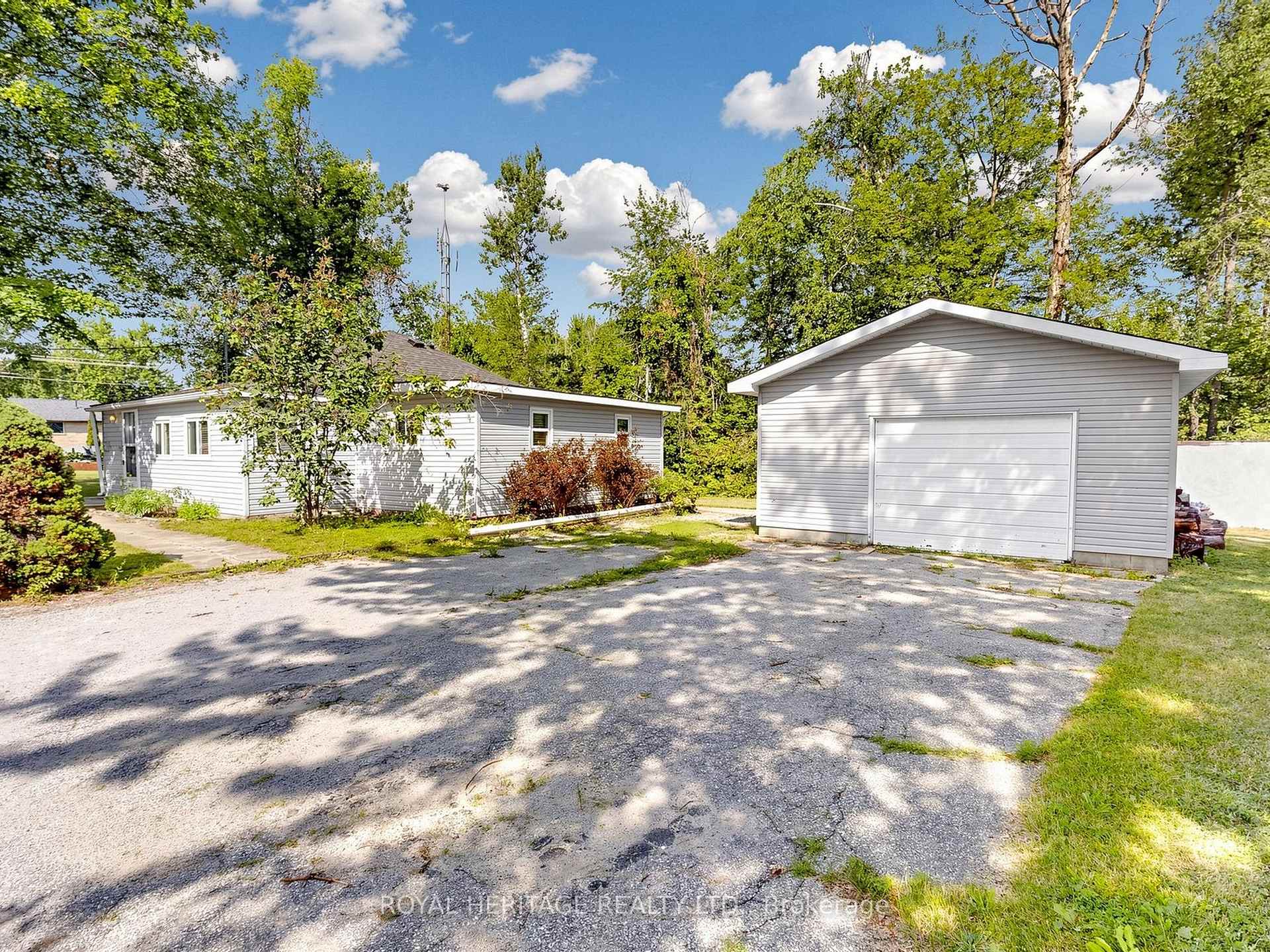24 Ridge Avenue, Ramara — photo 2 of 5