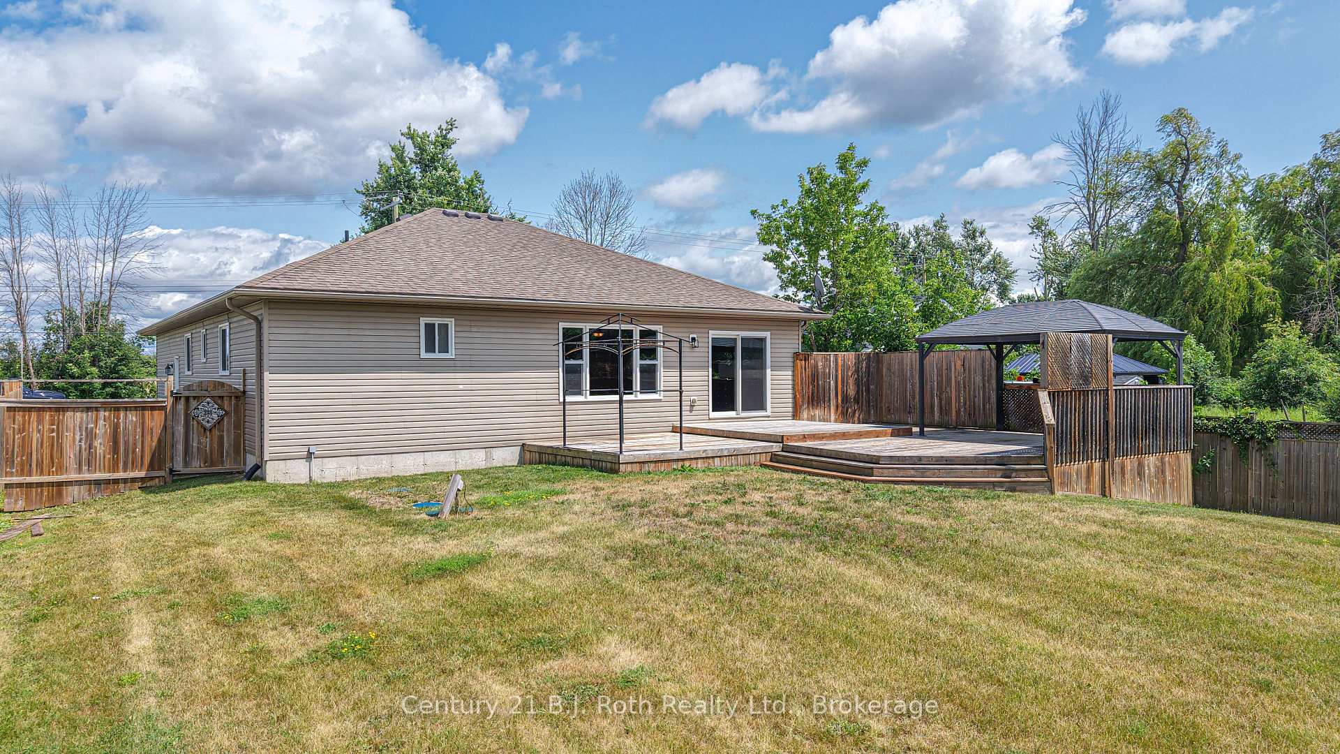 65 Courtland Street, Ramara — photo 4 of 5