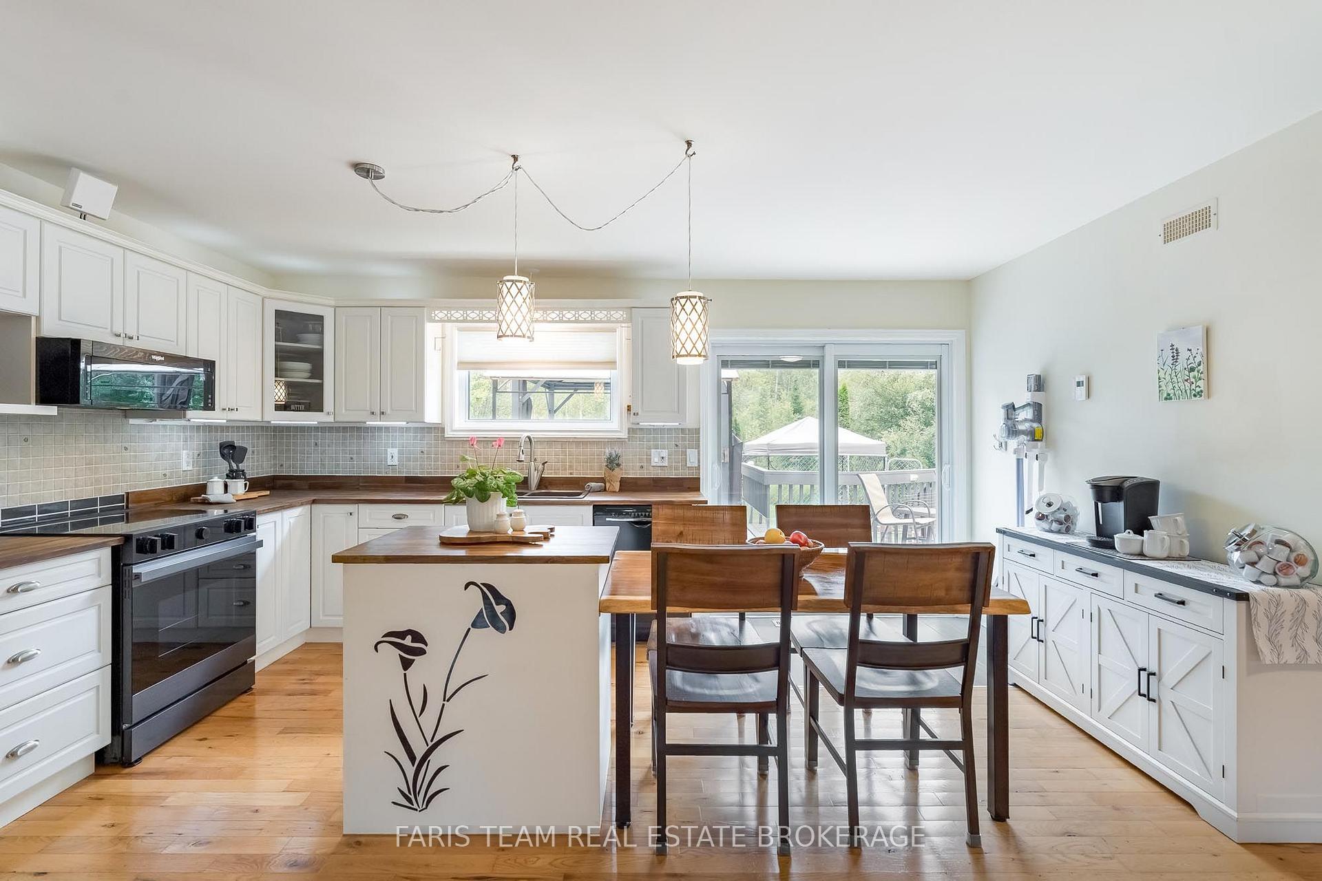 2151 Fairgrounds Road, Ramara — photo 3 of 5