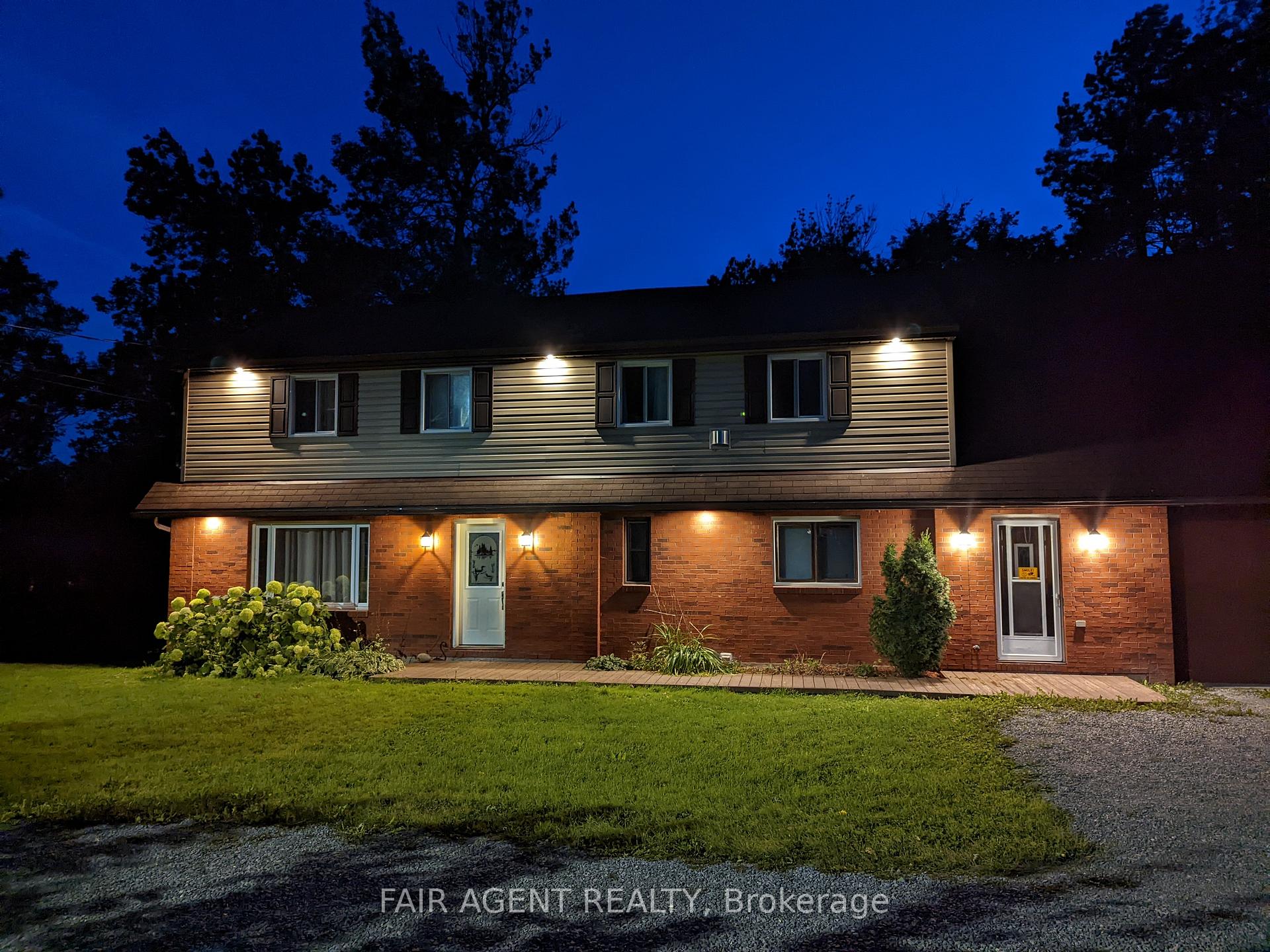 743022 & 743024 Dawson Point Road, Timiskaming — photo 3 of 5