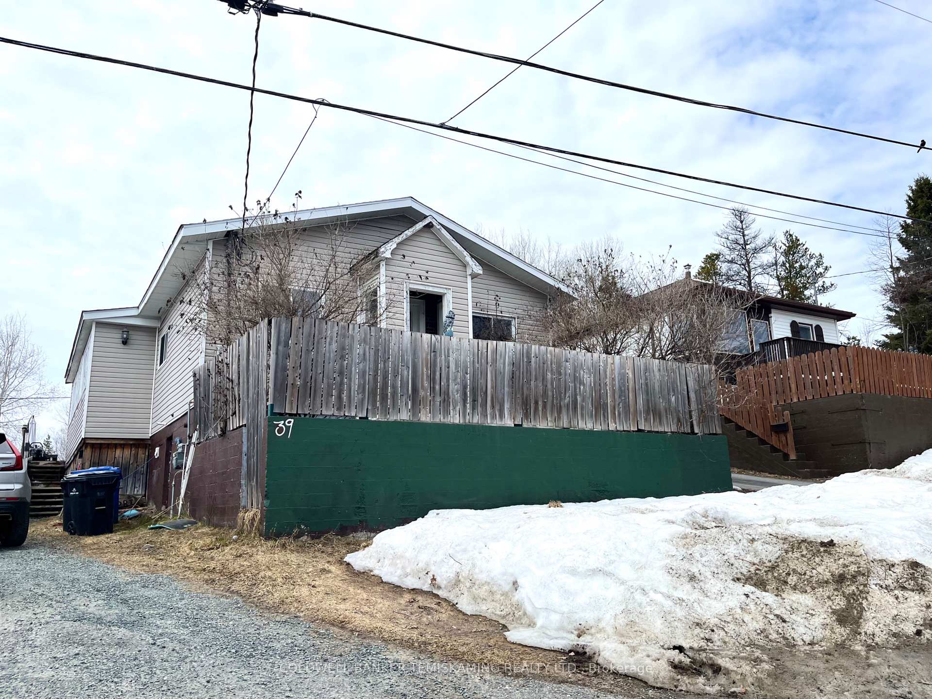 39 Comfort Street, Kirkland Lake, ON P2N 3B1