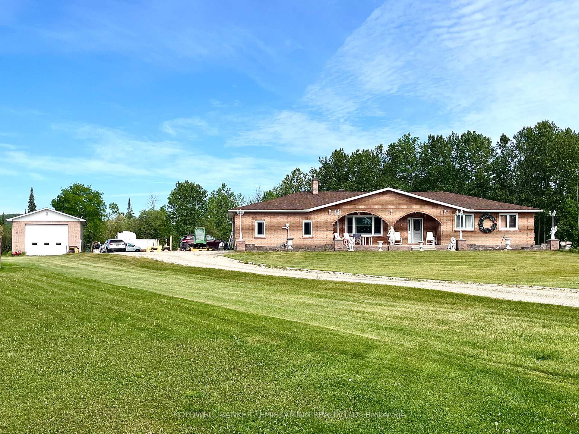 8 Michael Street, Englehart, ON P0J 1H0