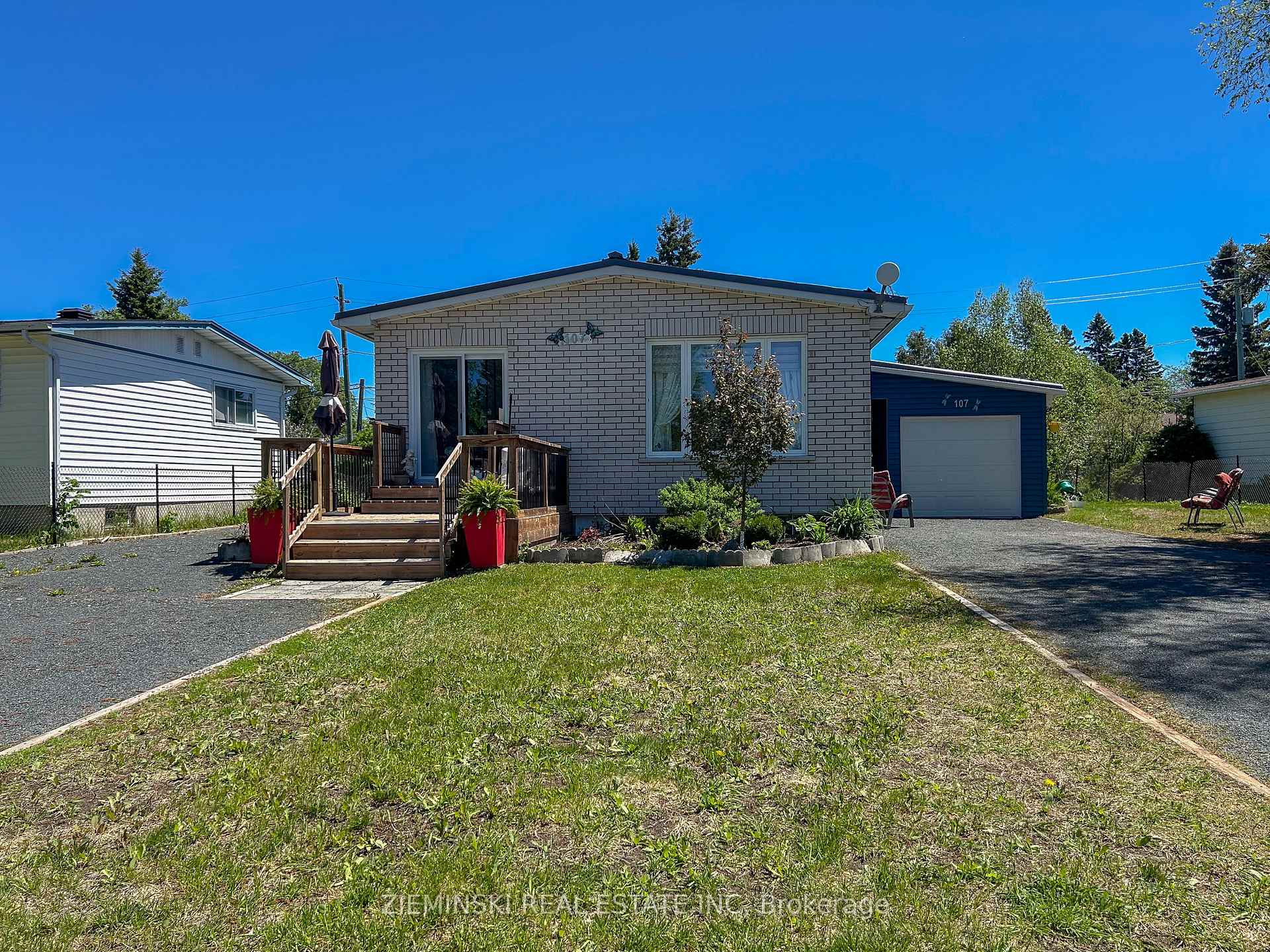 107 New Circle Place, Iroquois Falls, ON P0K 1E0
