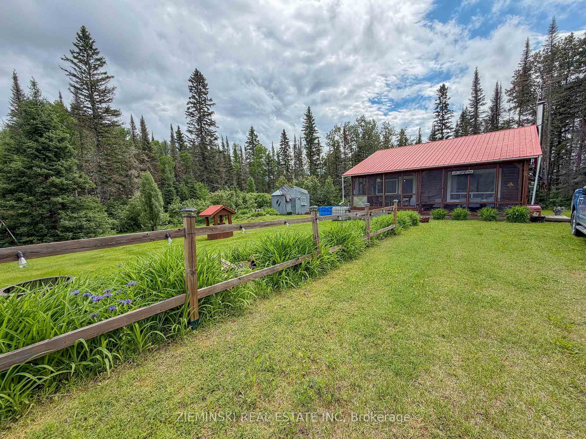 22 Rapids Avenue, Cochrane, ON P0L 1C0