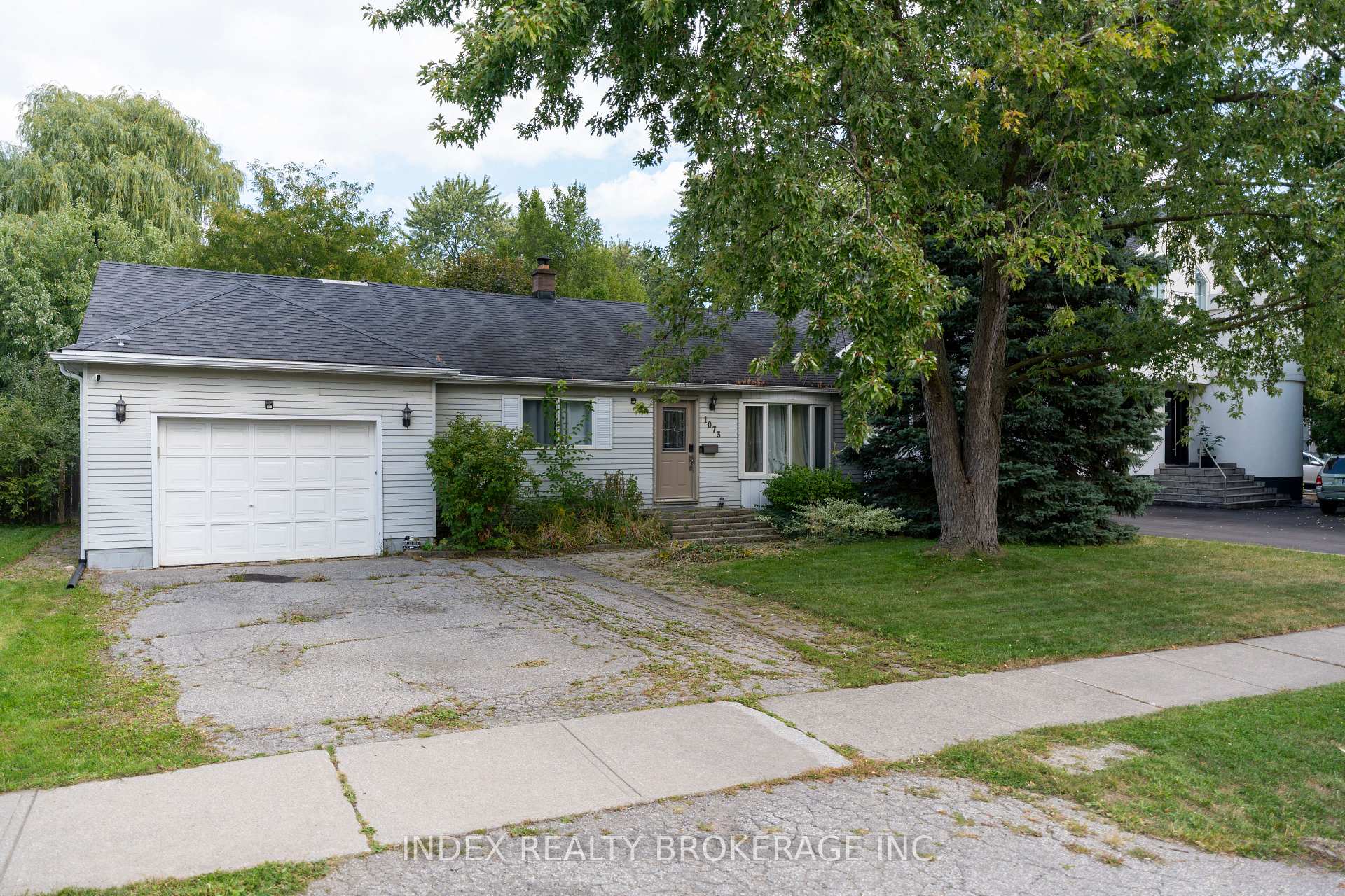 residential Property Image no.1