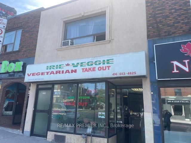 2593 Eglinton Avenue W, Toronto W03, ON M6M 1T3