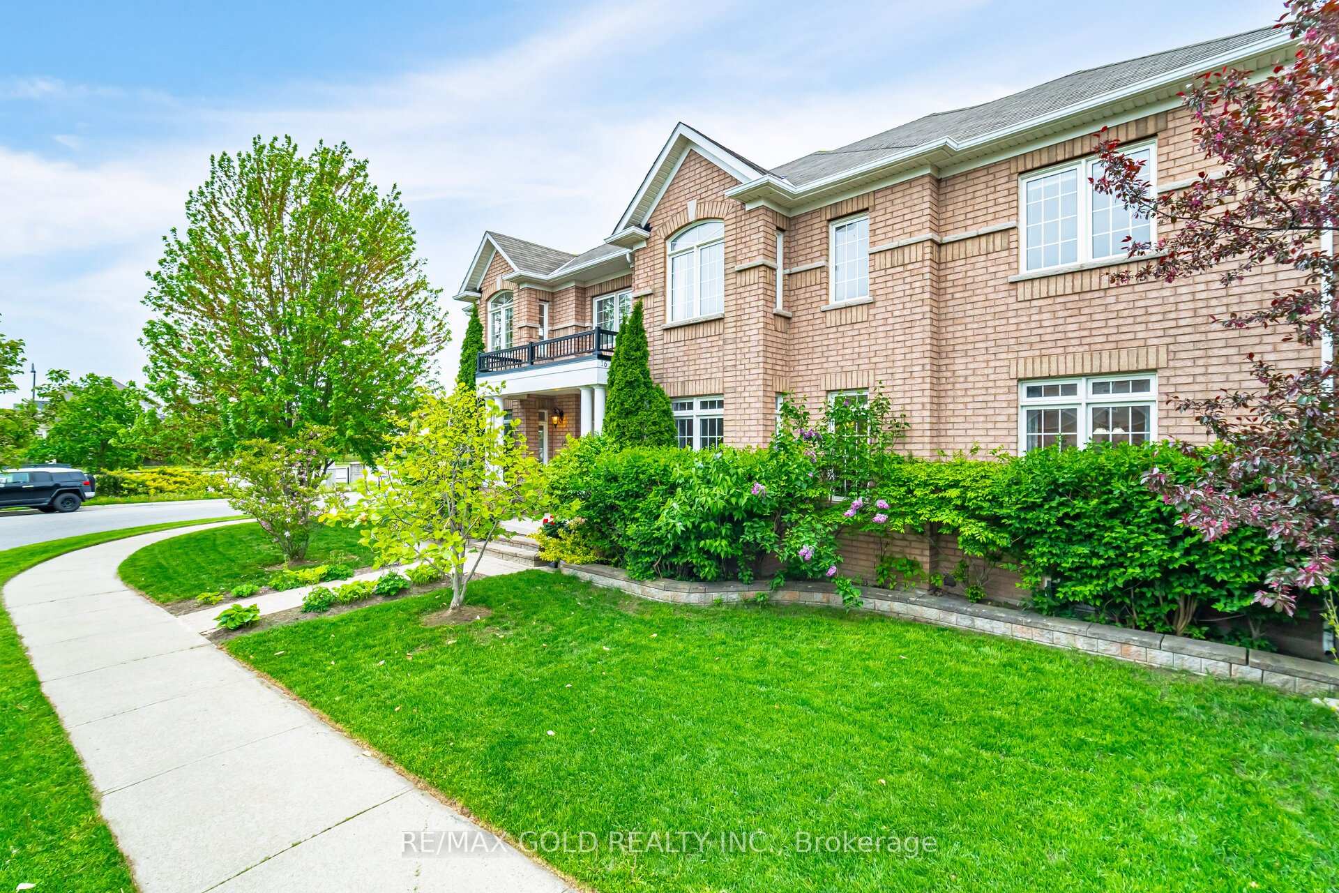 residential Property Image no.1