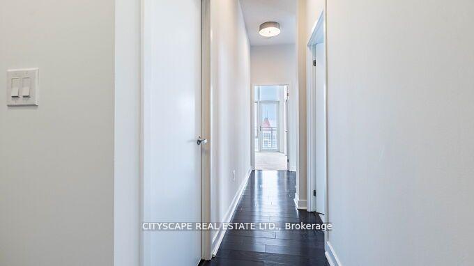360 Square One Drive 3205, Mississauga, ON L5B 0G7