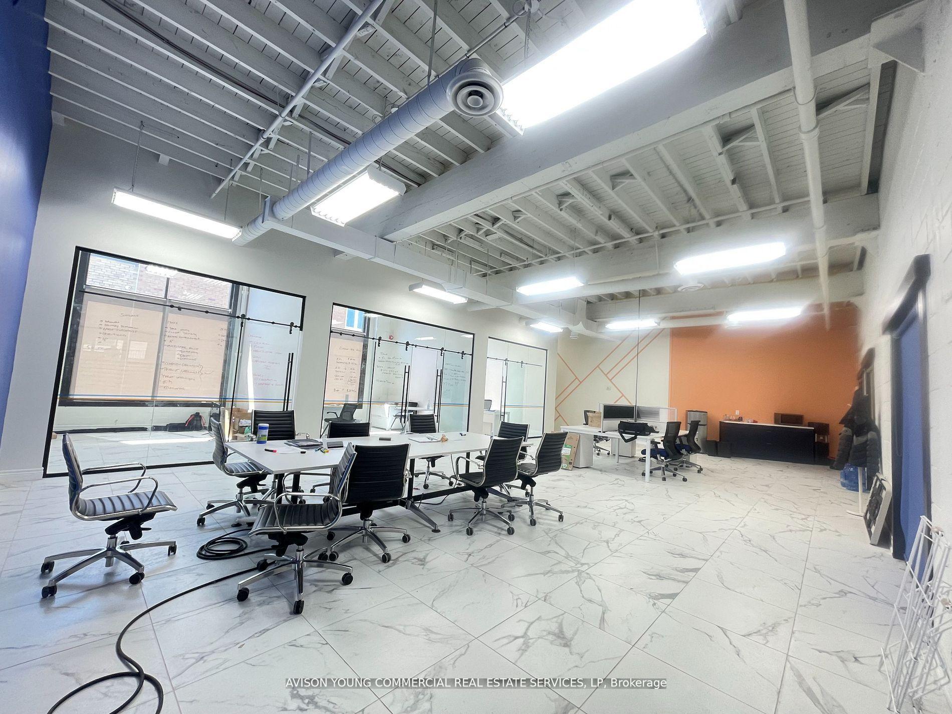 106-108 Tycos Drive 2B, Toronto W04 — photo 3 of 5