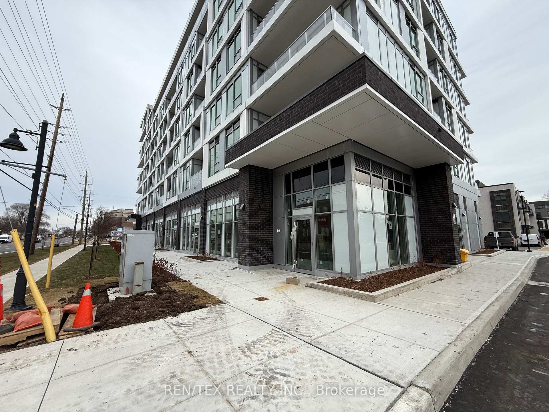 490 Plains Road E 41, Burlington — photo 2 of 3