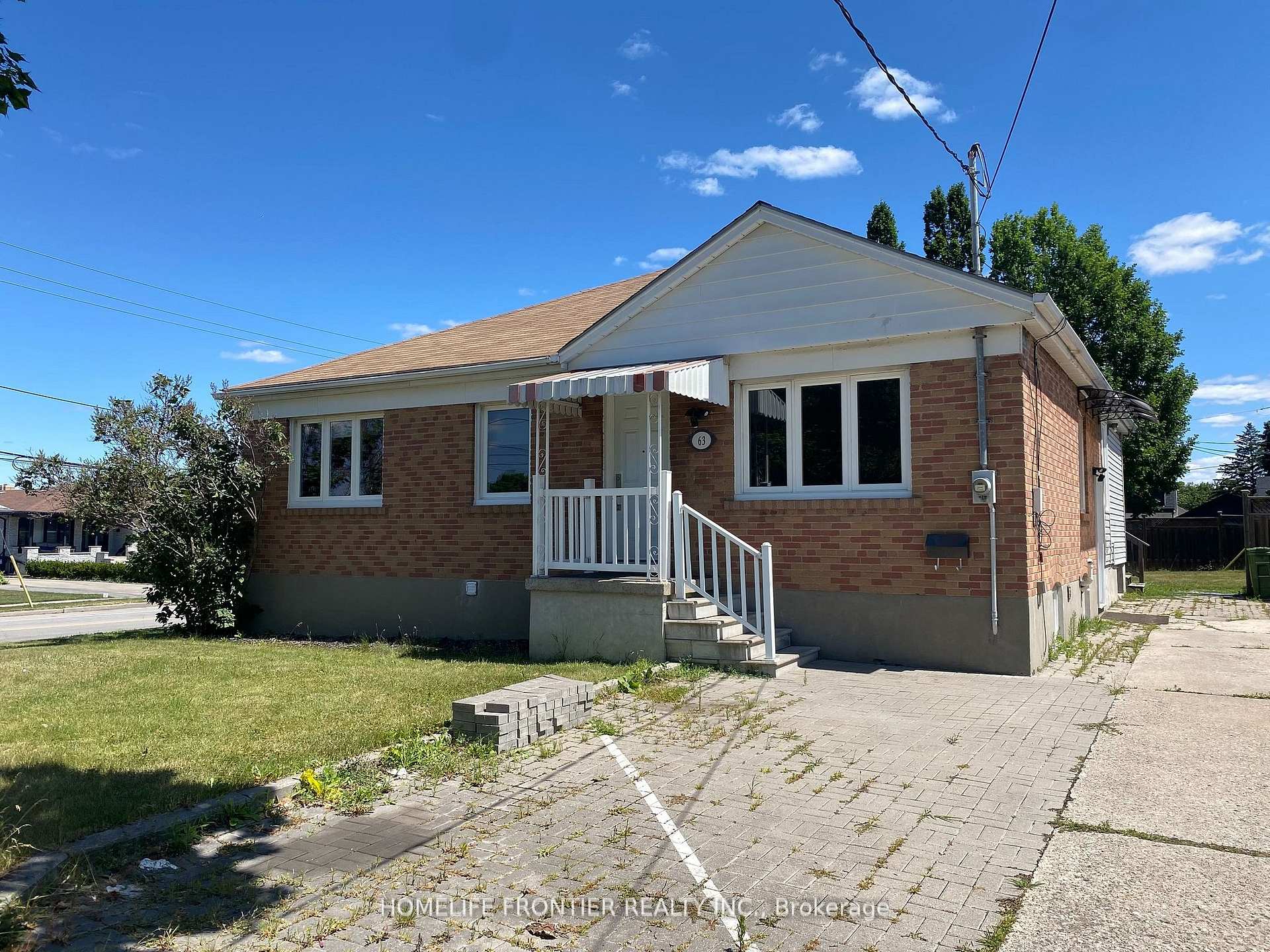 63 Lockerbie Avenue C, Toronto W04, ON M9N 3A3 — Toronto W04, Ontario