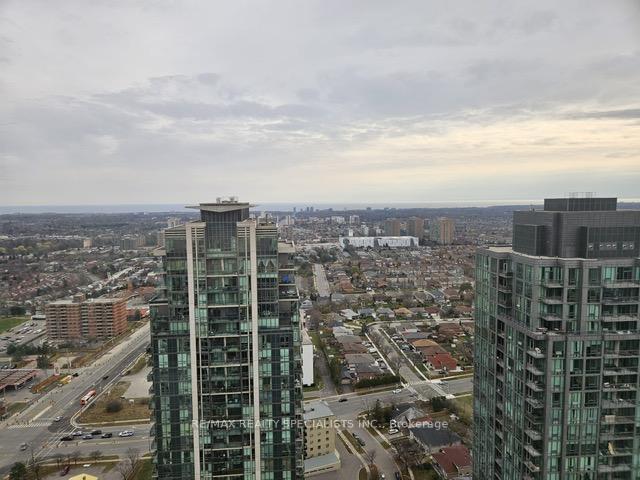 36 Elm Drive W 3605, Mississauga, ON L5B 0N3