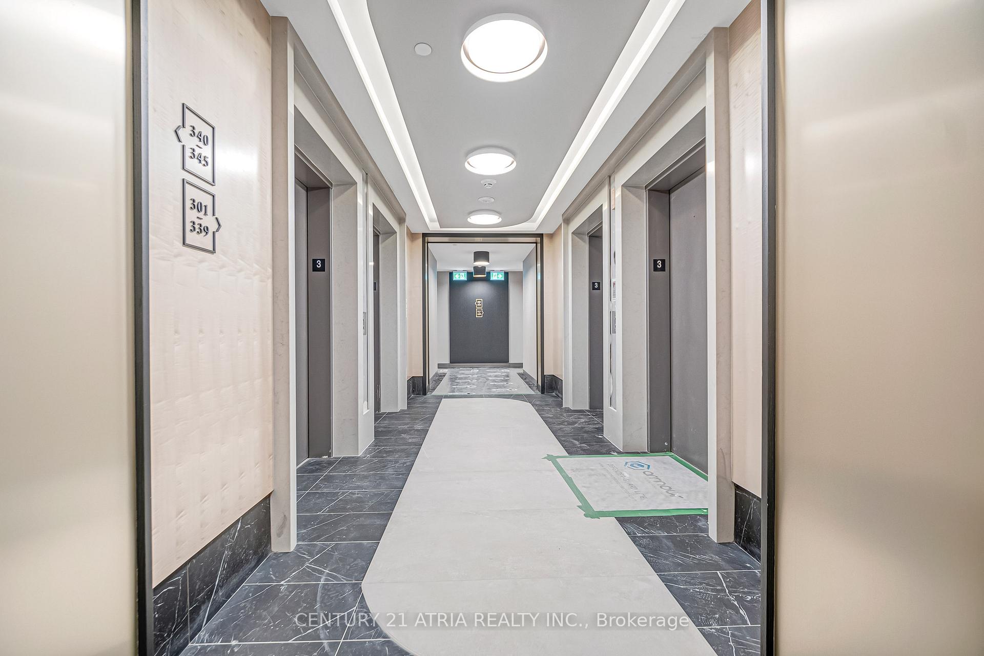 858 Dupont Street 311, Toronto W02 — photo 2 of 5