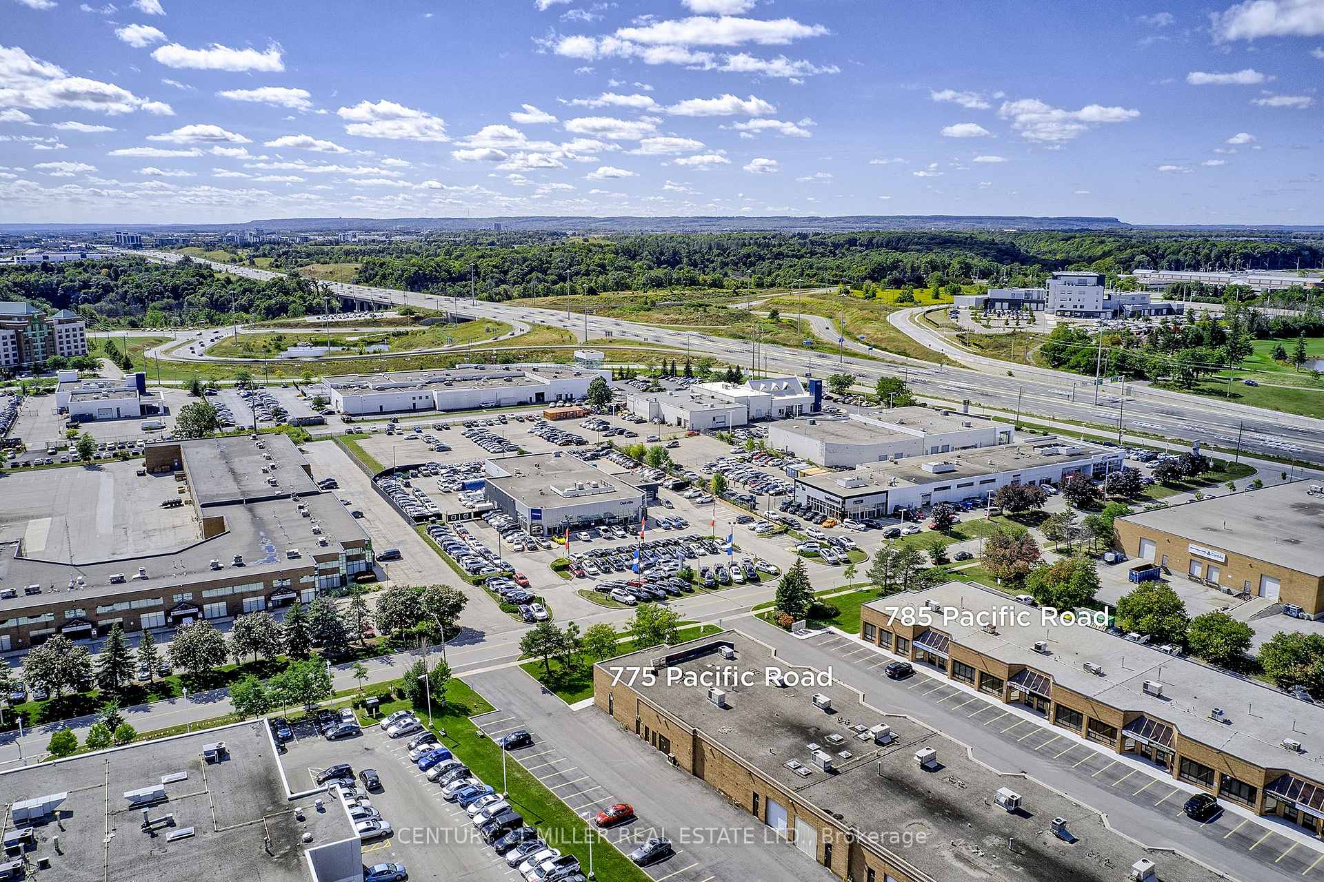 785 Pacific Road 10, Oakville, ON L6L 6M3