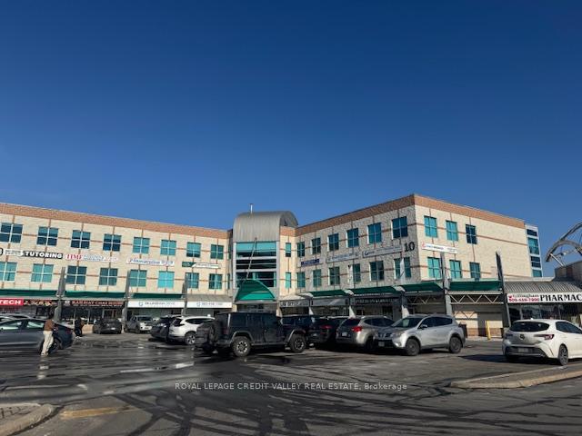10 Gillingham Drive 207-208, Brampton, ON L6X 4X7