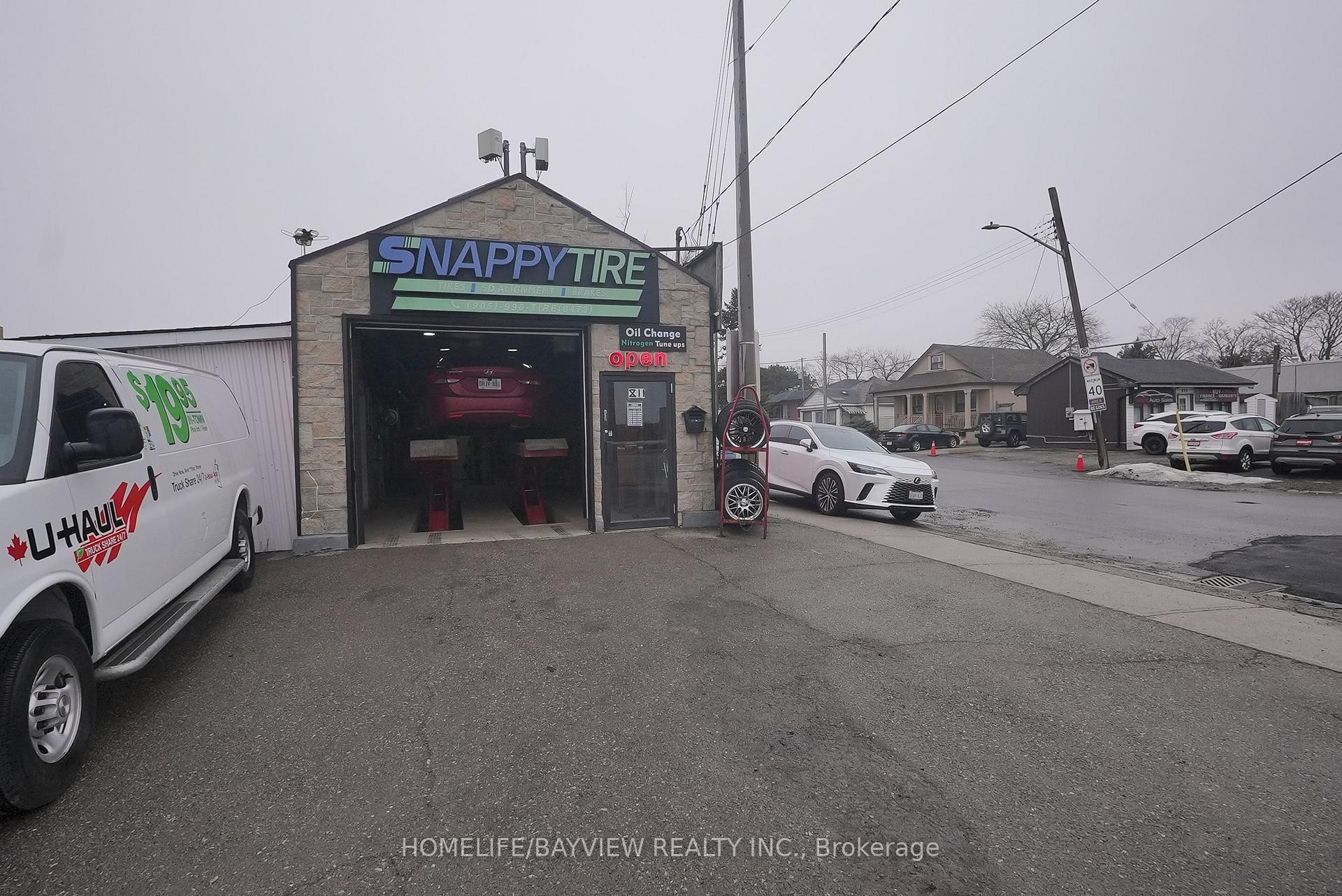 811 Lakeshore Road E, Mississauga, ON L5E 1C8