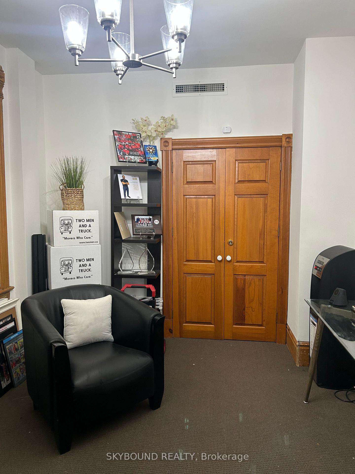 residential Property Image no.1