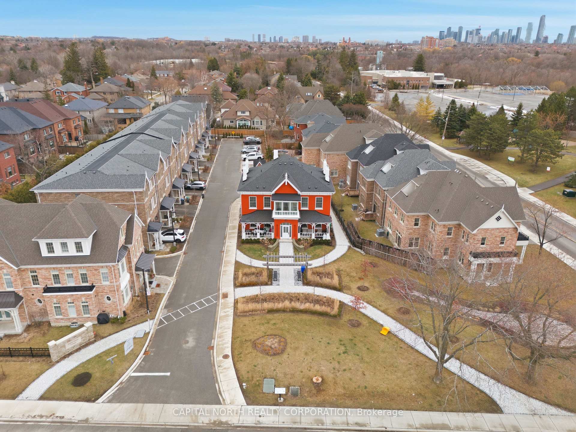 1980-1988 Barber House Lane, Mississauga, ON L5M 2G9